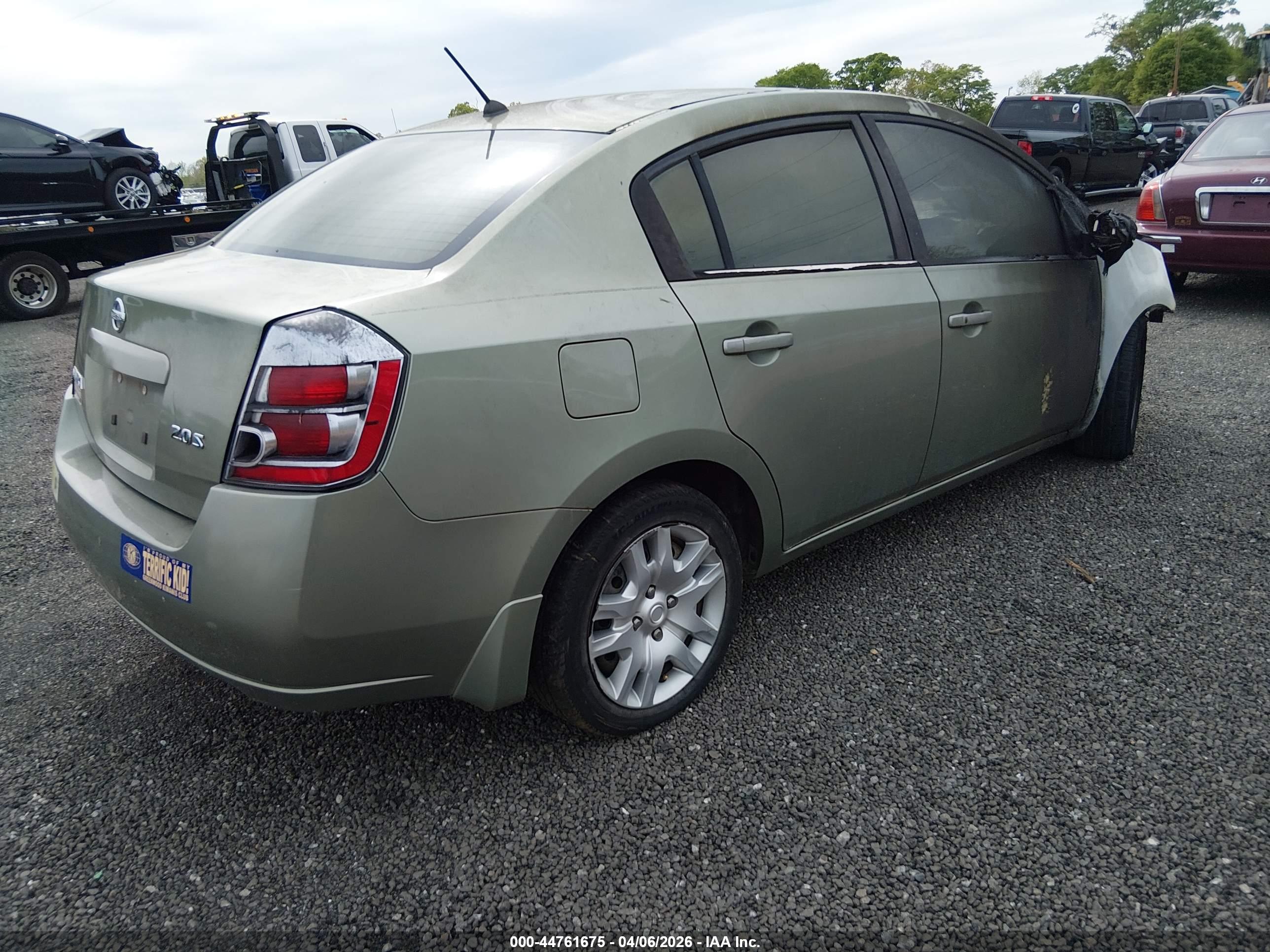 NISSAN SENTRA image 4