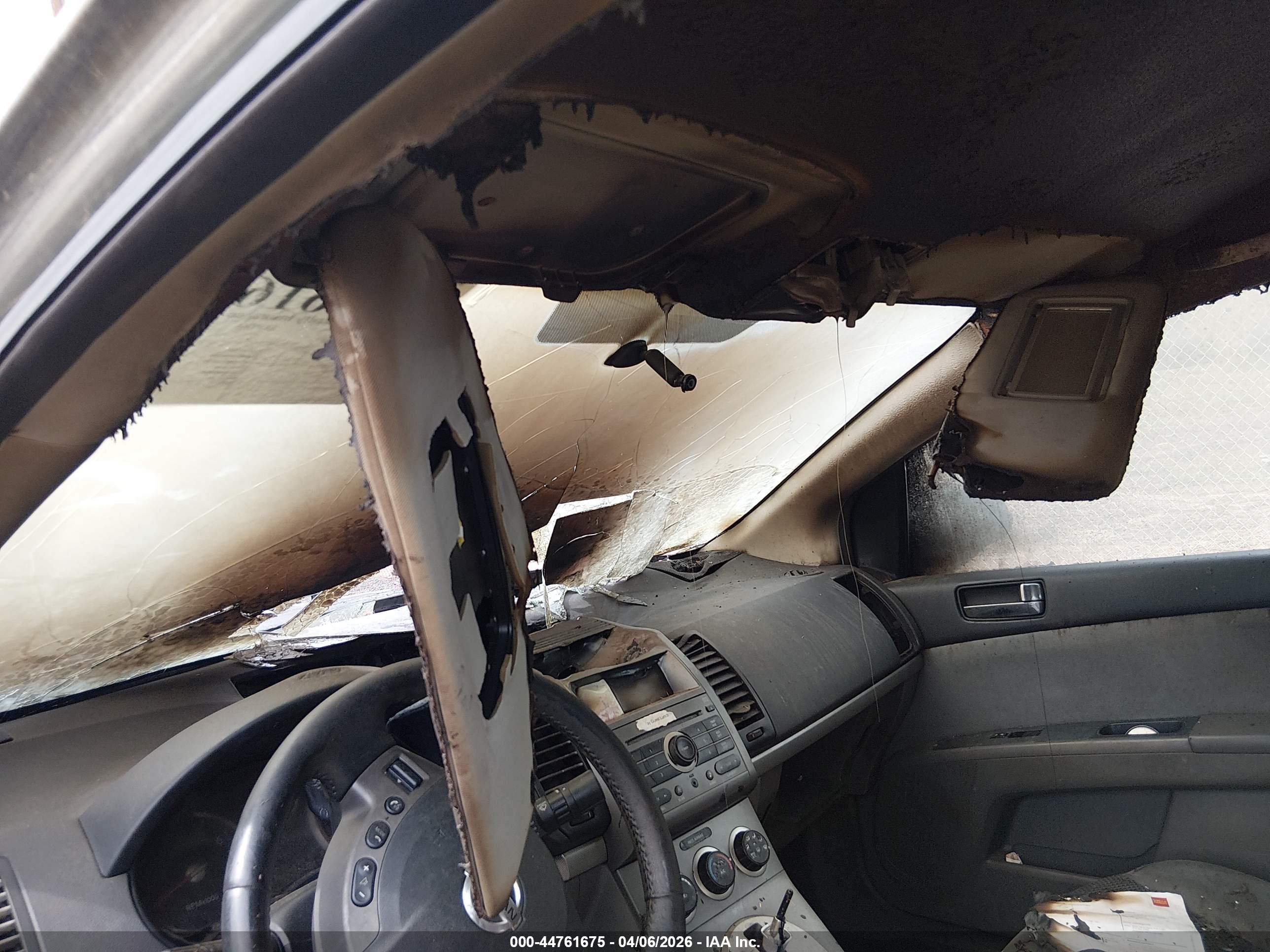 NISSAN SENTRA image 6
