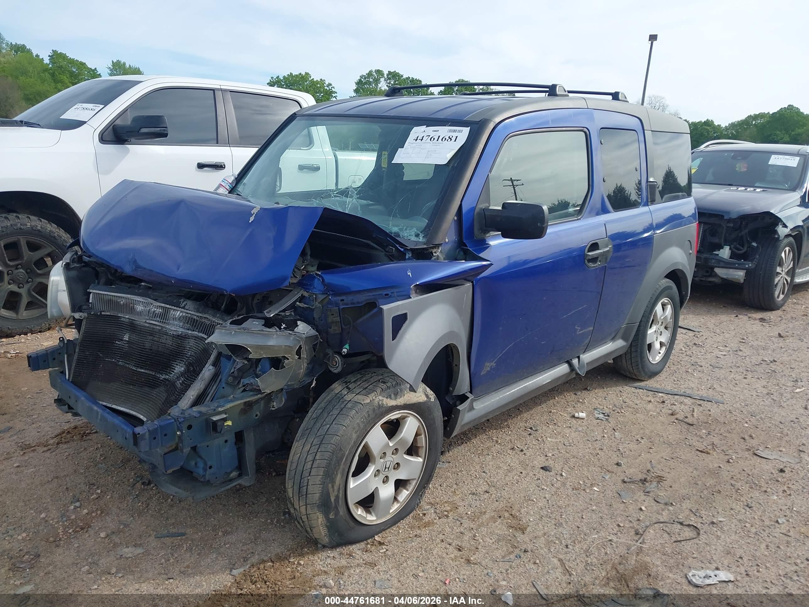 HONDA ELEMENT image 2