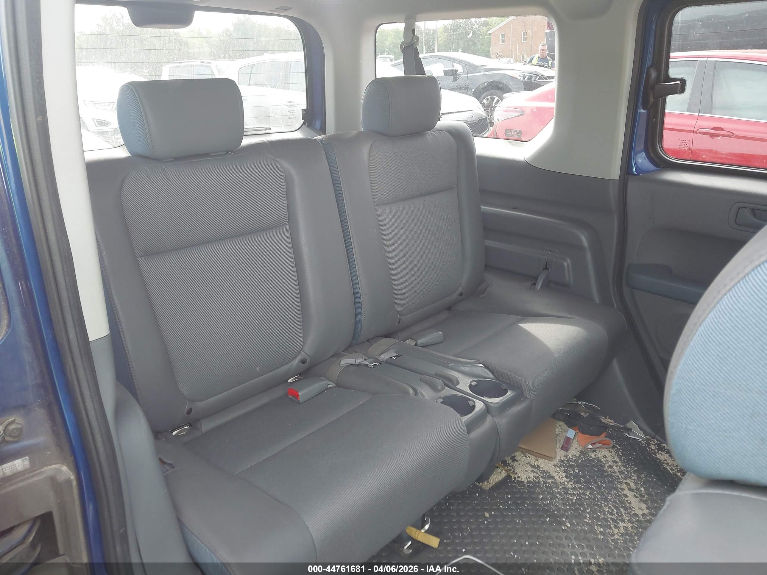 HONDA ELEMENT image 8