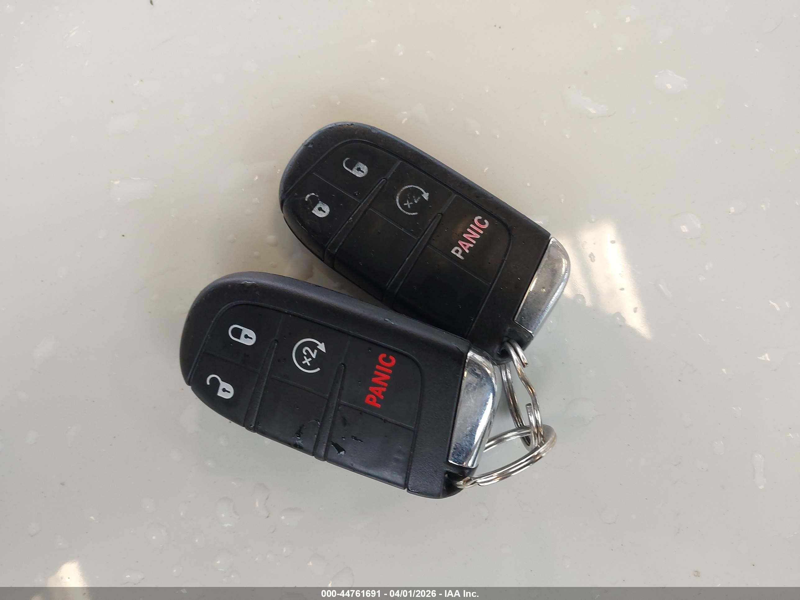 JEEP RENEGADE image 11