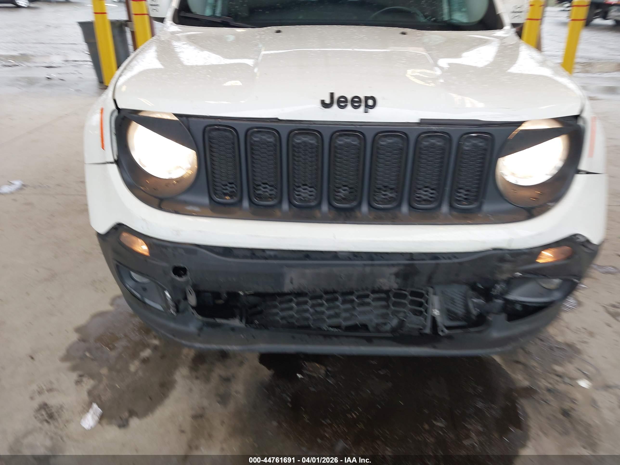 JEEP RENEGADE image 6