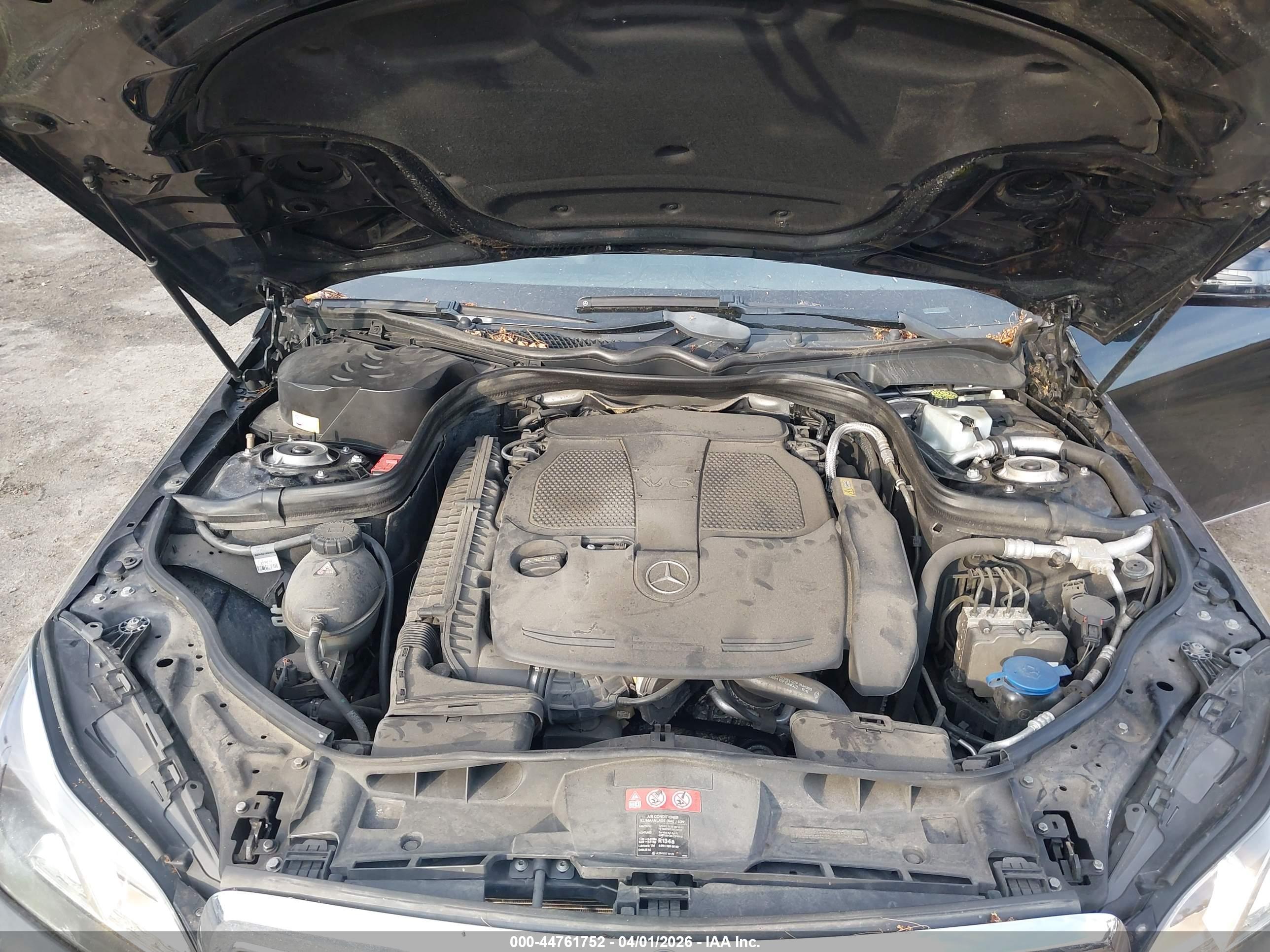 MERCEDES-BENZ E image 10