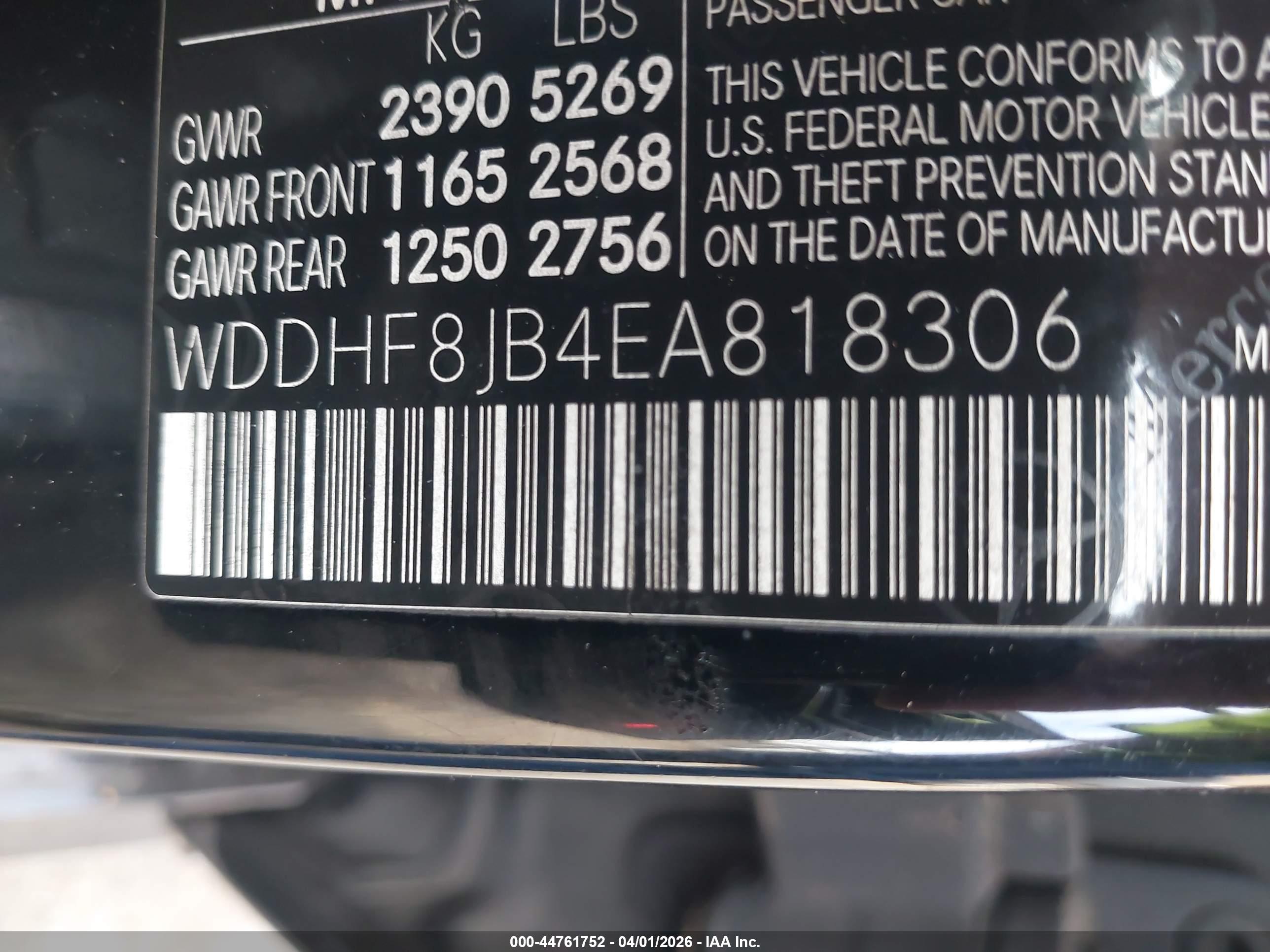 MERCEDES-BENZ E image 9