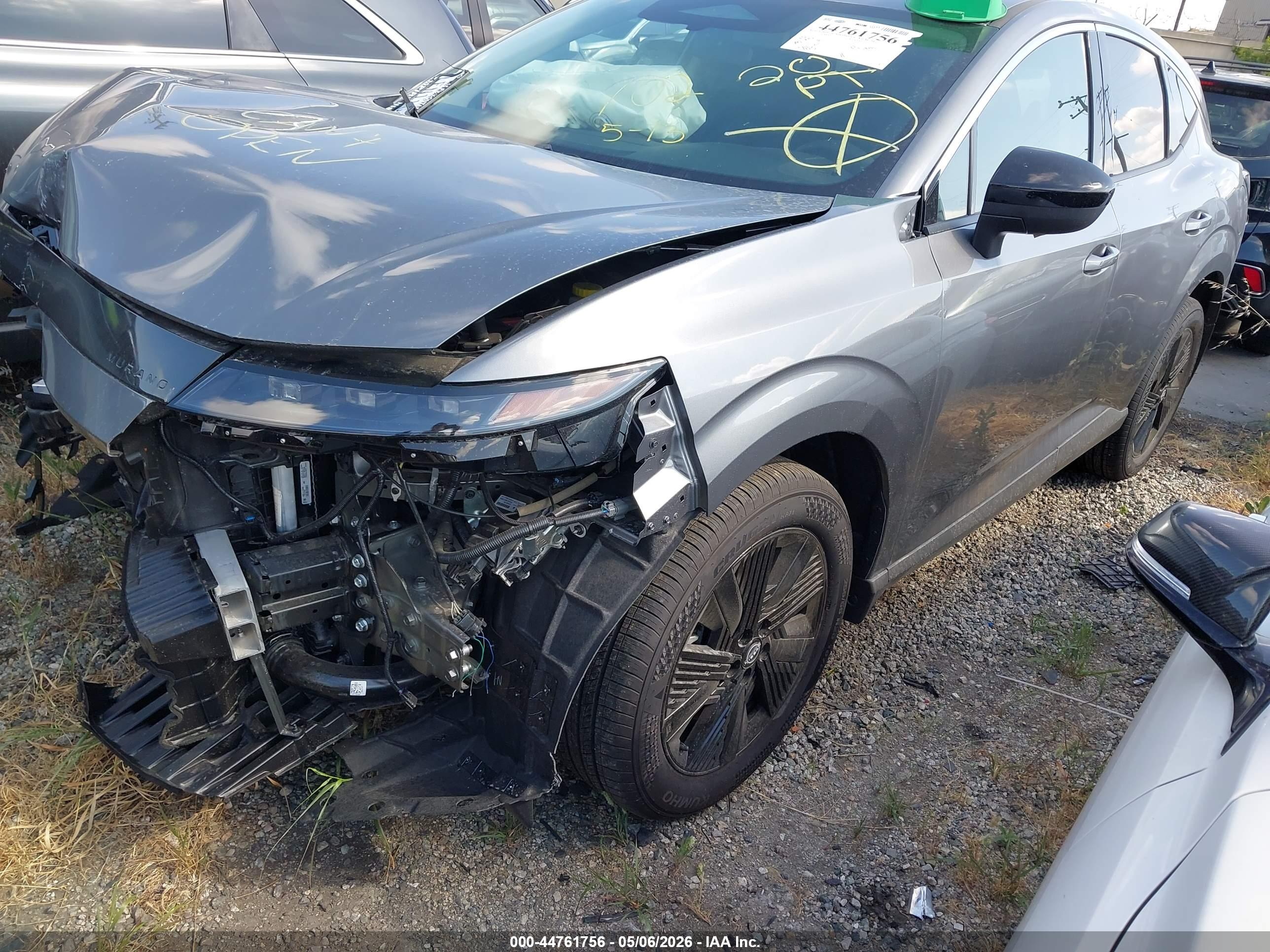 NISSAN MURANO image 2