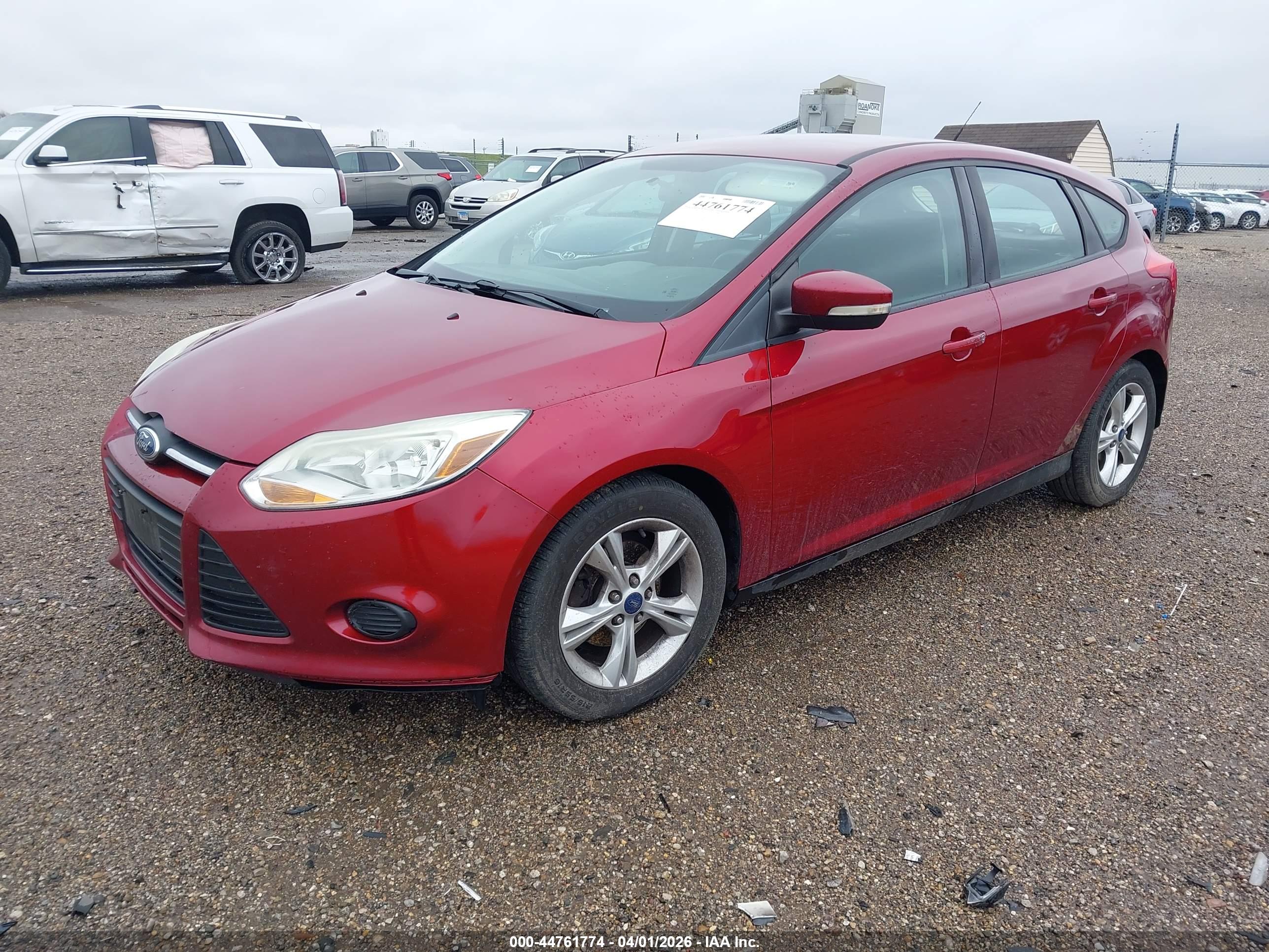 FORD FOCUS image 2