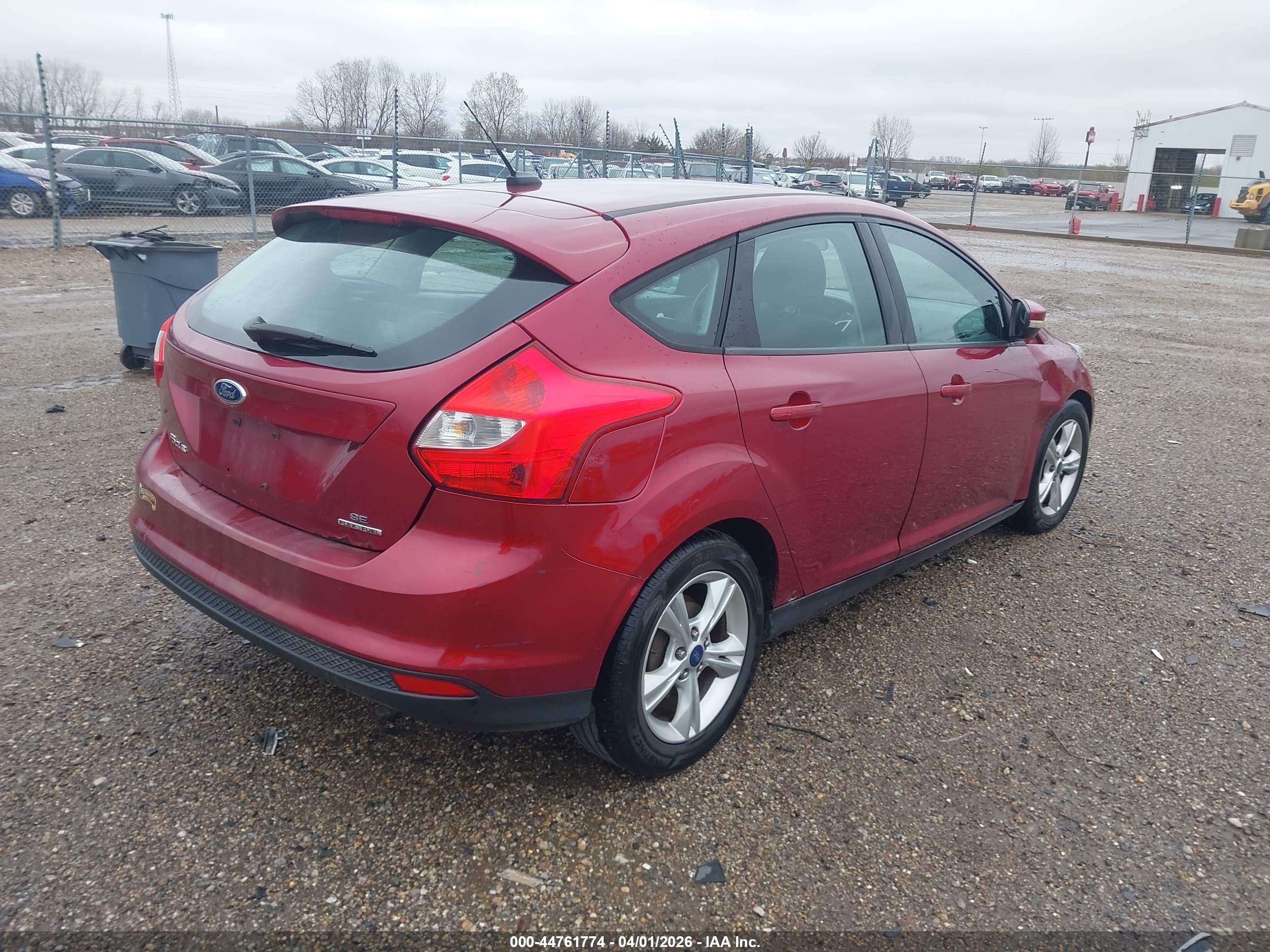 FORD FOCUS image 4