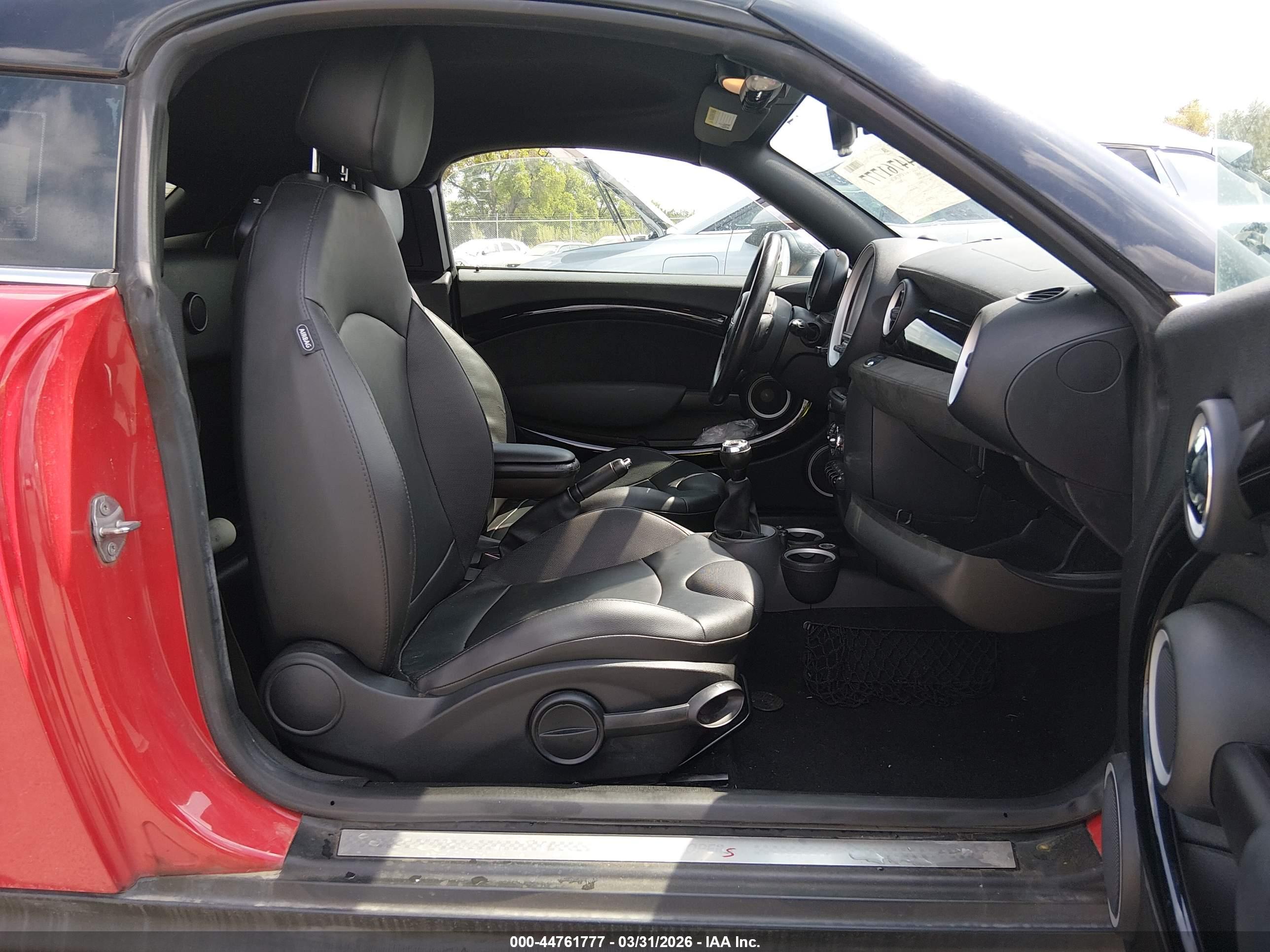MINI COOPER image 5