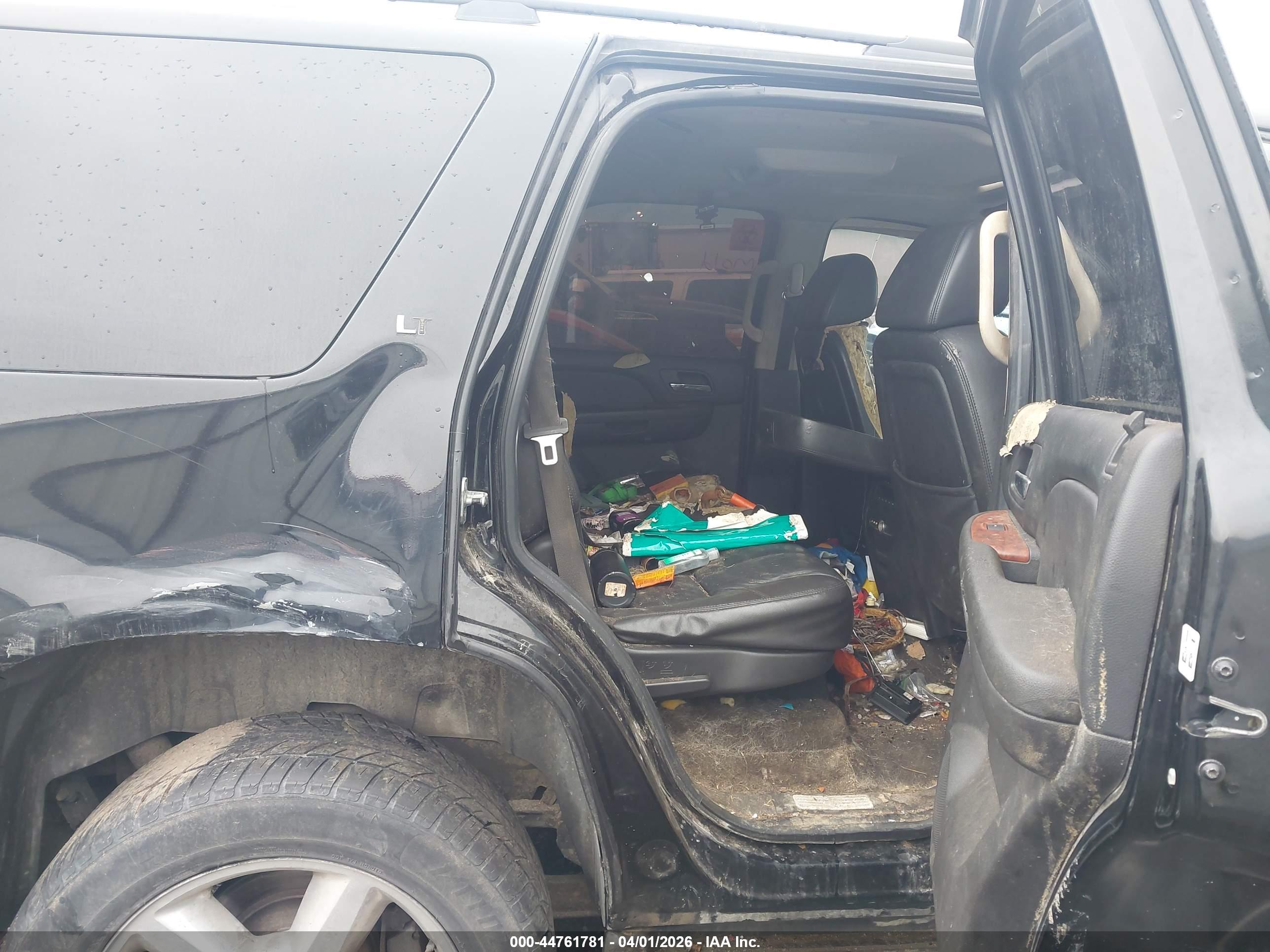 CHEVROLET TAHOE image 8