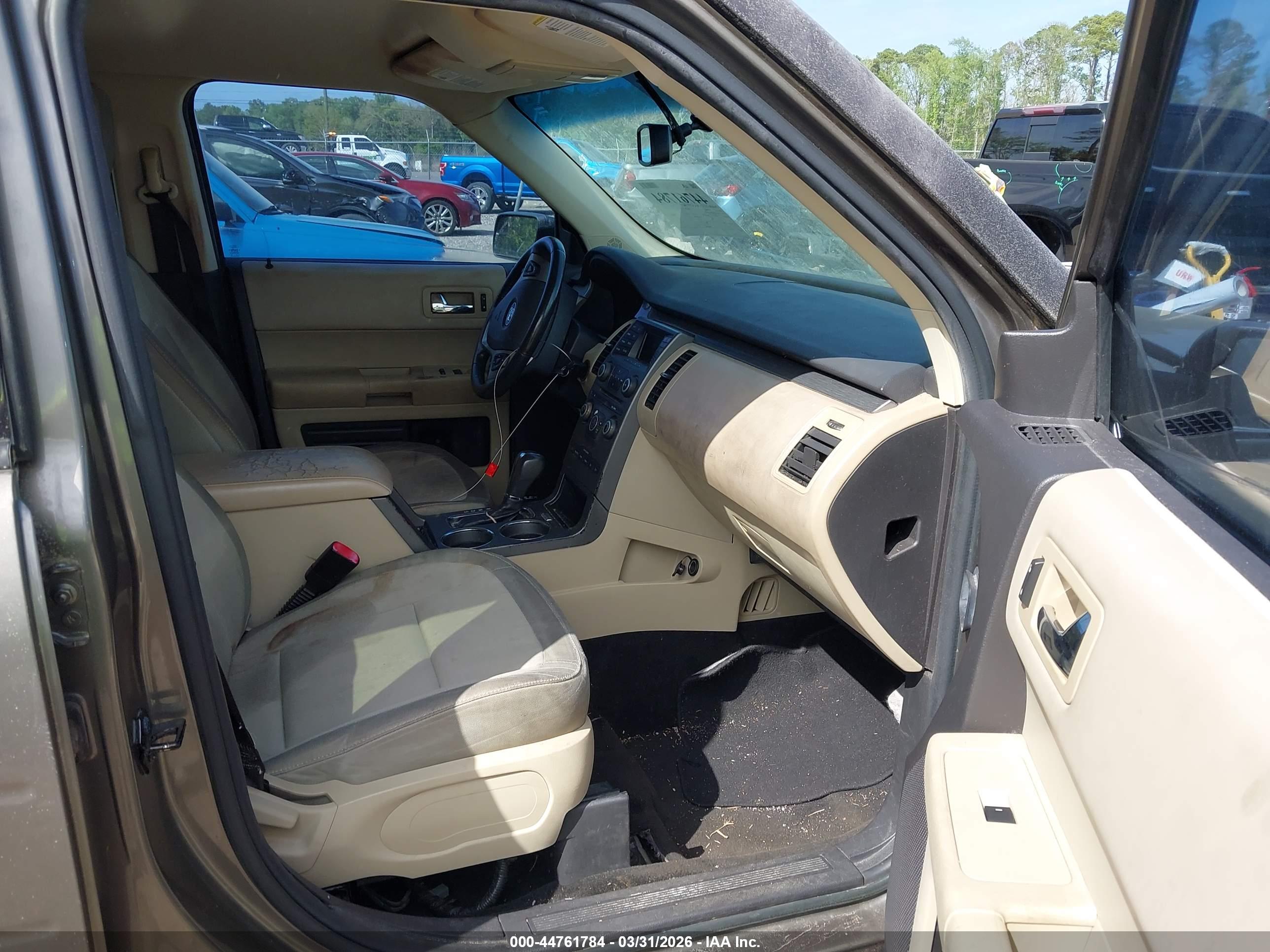 FORD FLEX image 5