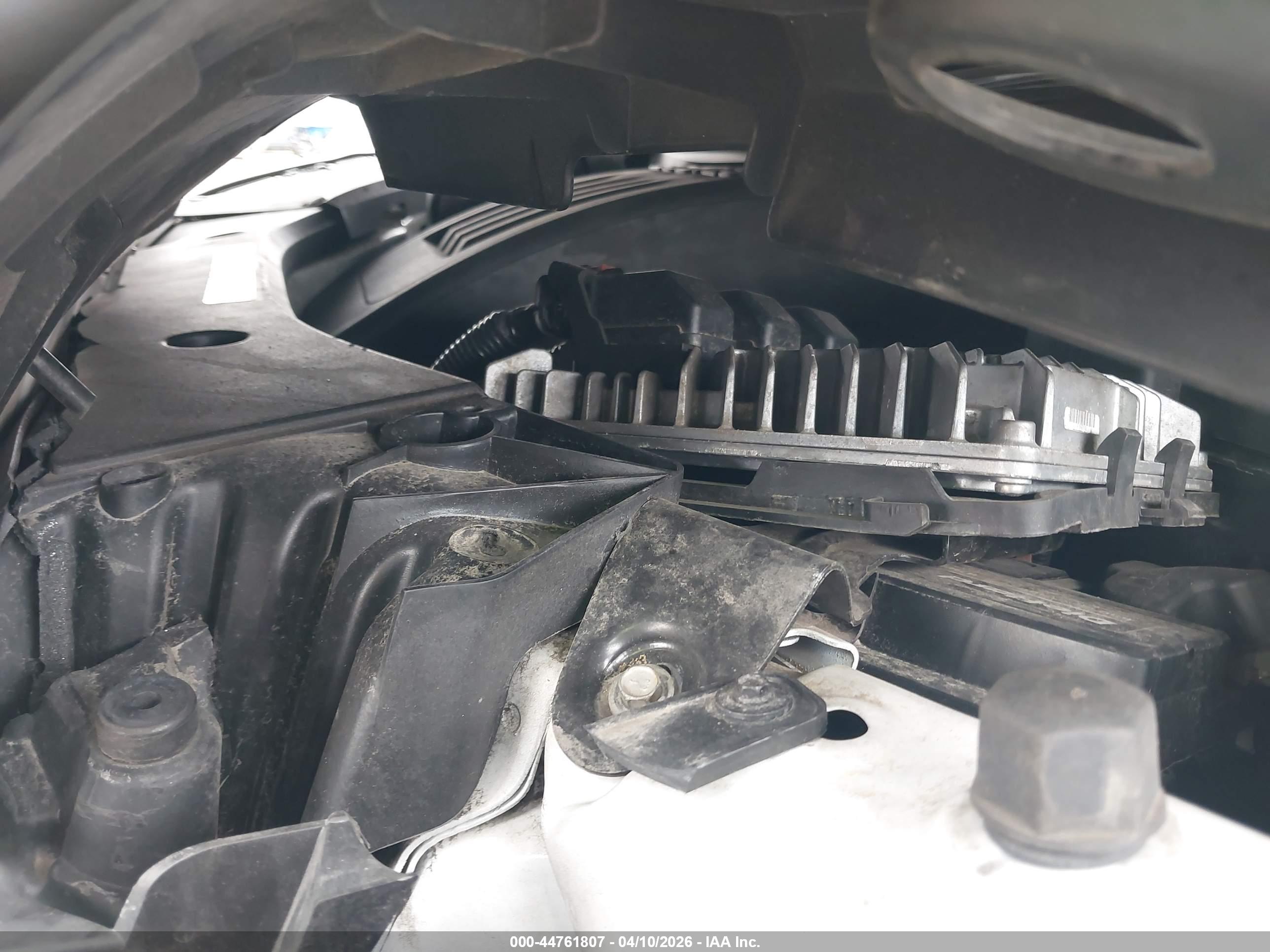 CHEVROLET EQUINOX image 10