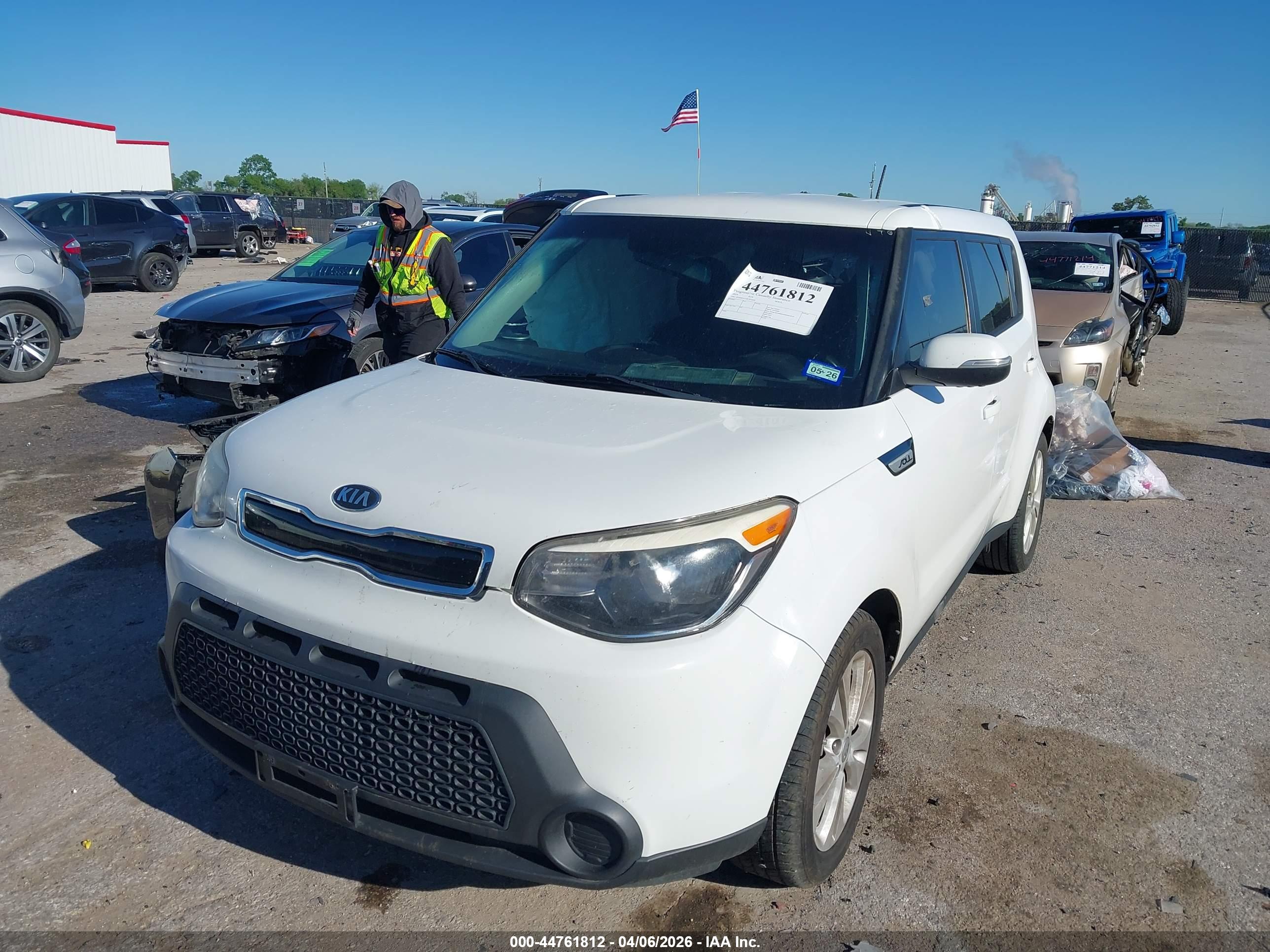KIA SOUL image 2