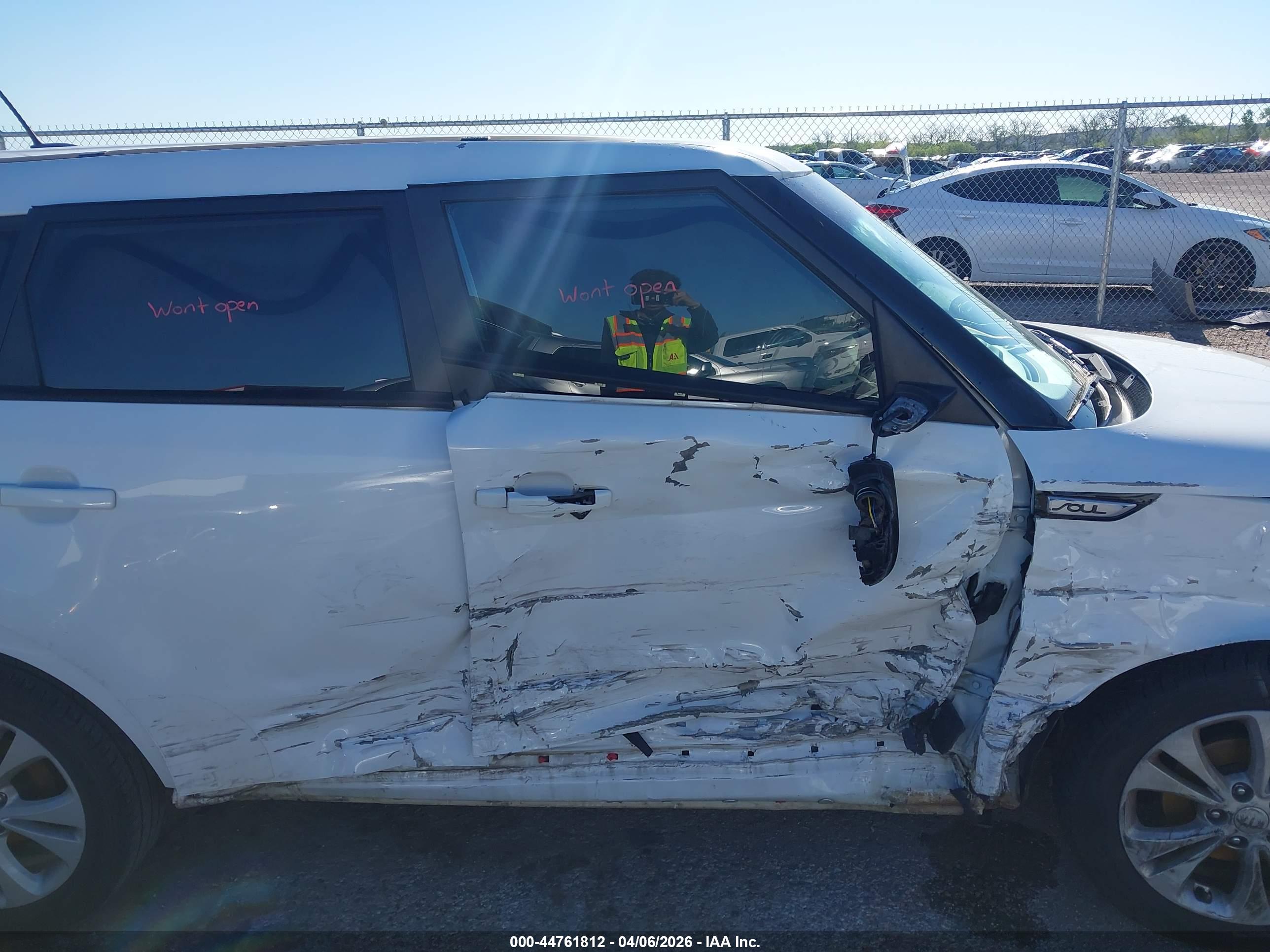 KIA SOUL image 6