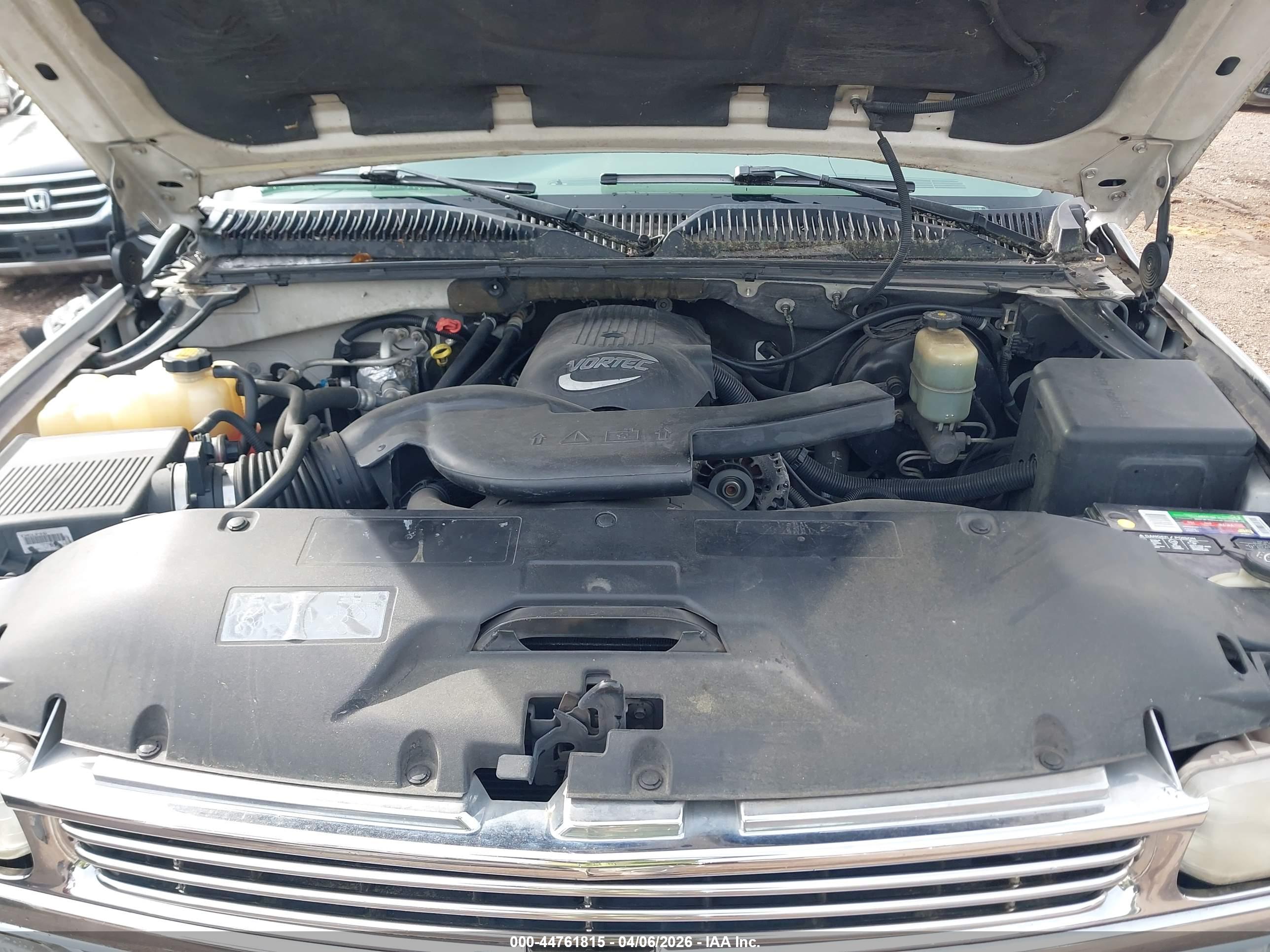 CHEVROLET TAHOE image 10