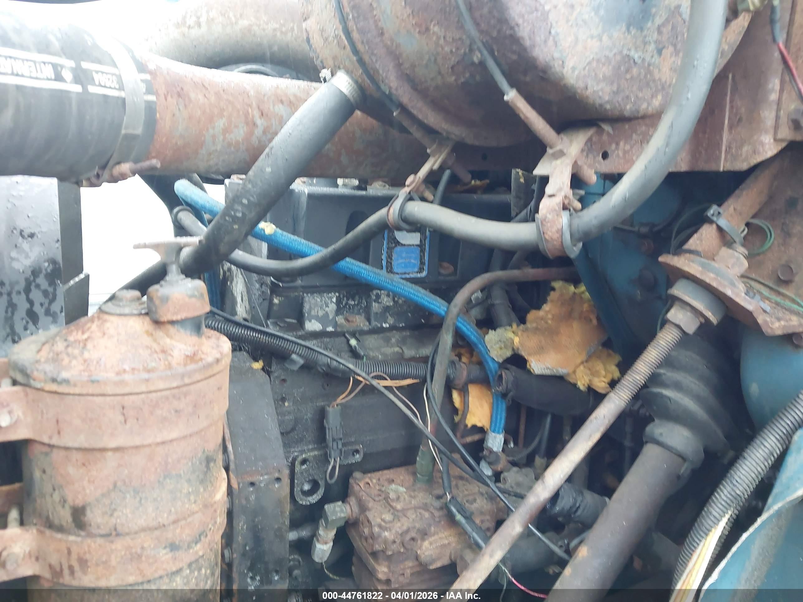 INTERNATIONAL 8000 image 10