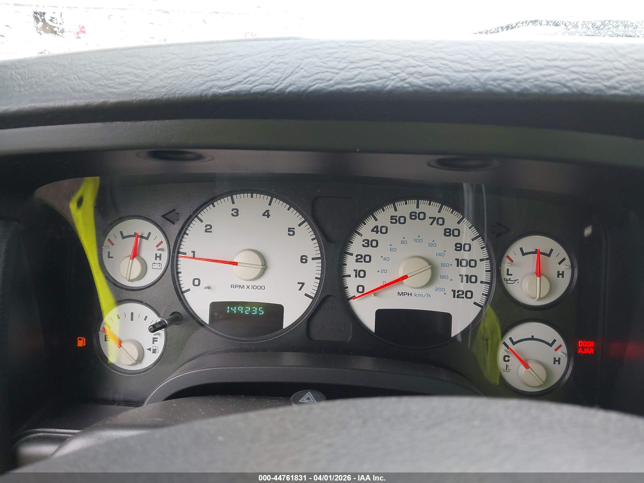 DODGE RAM image 7