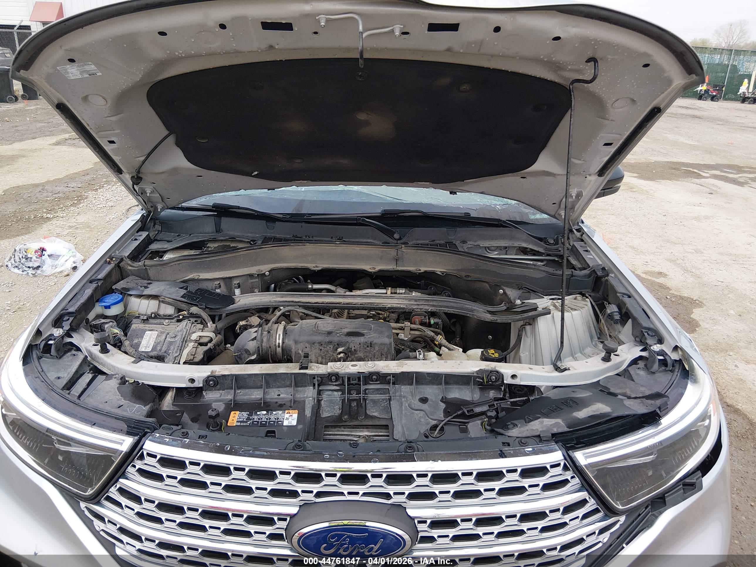 FORD EXPLORER image 10