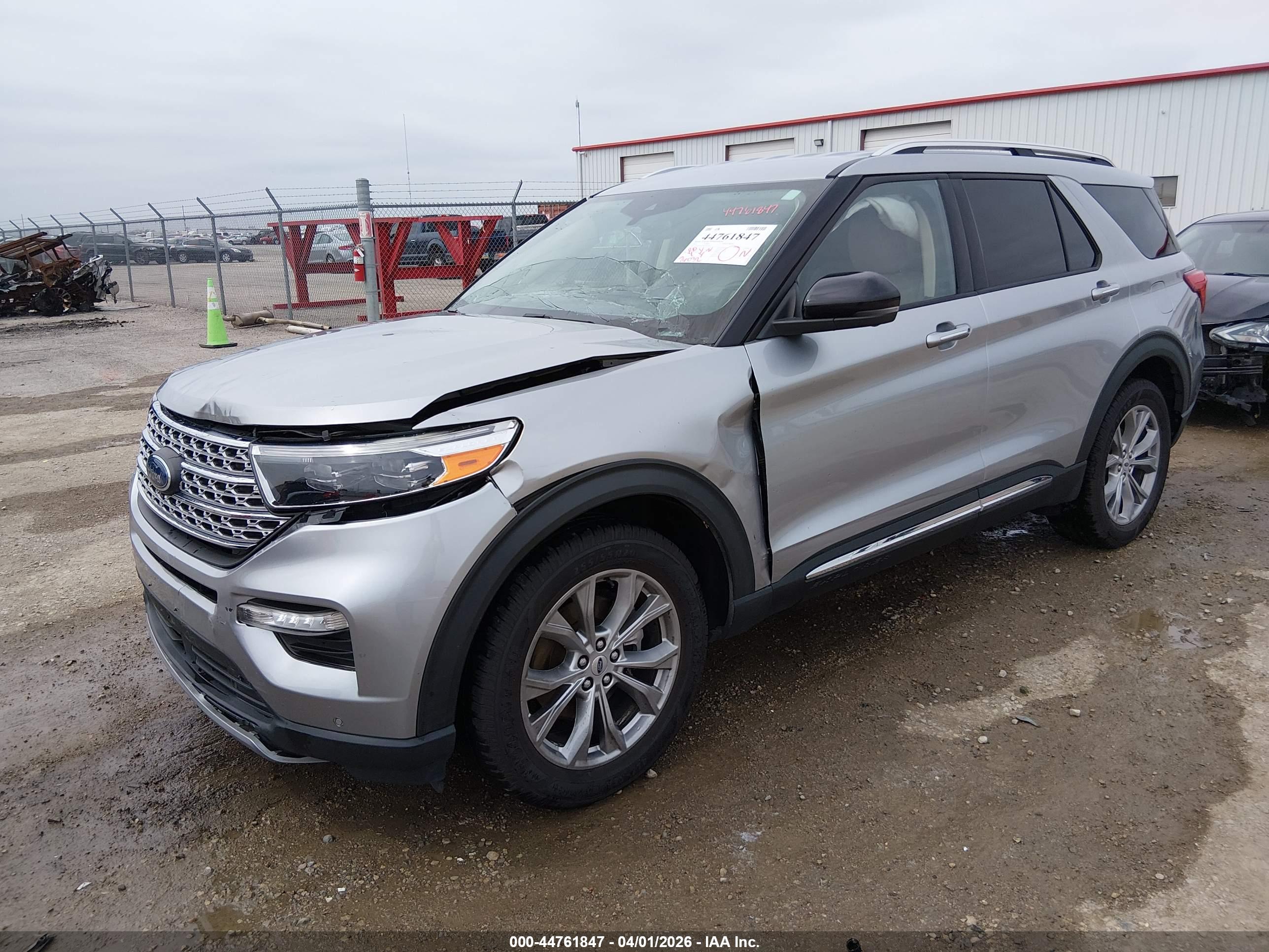 FORD EXPLORER image 2
