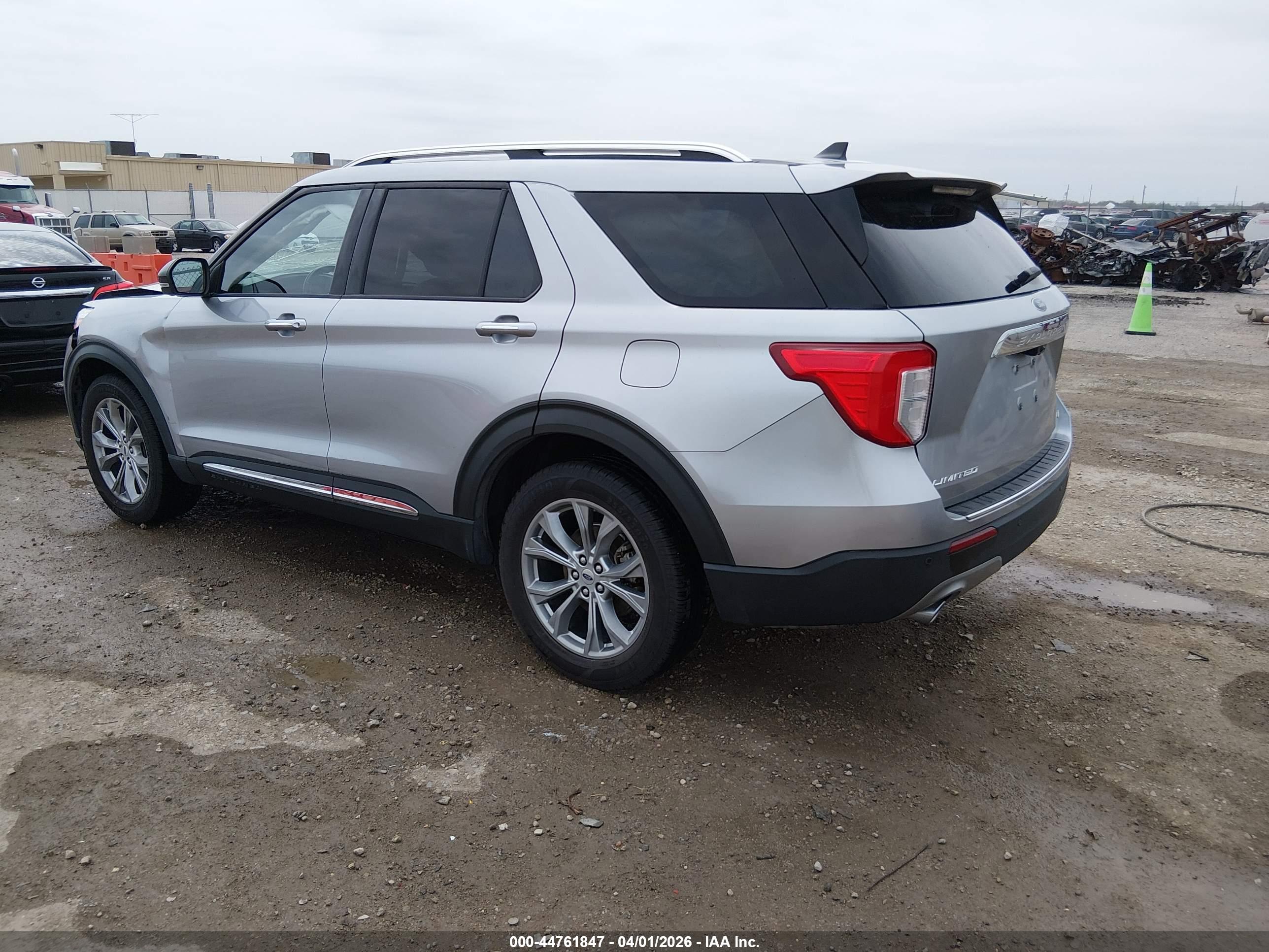 FORD EXPLORER image 3