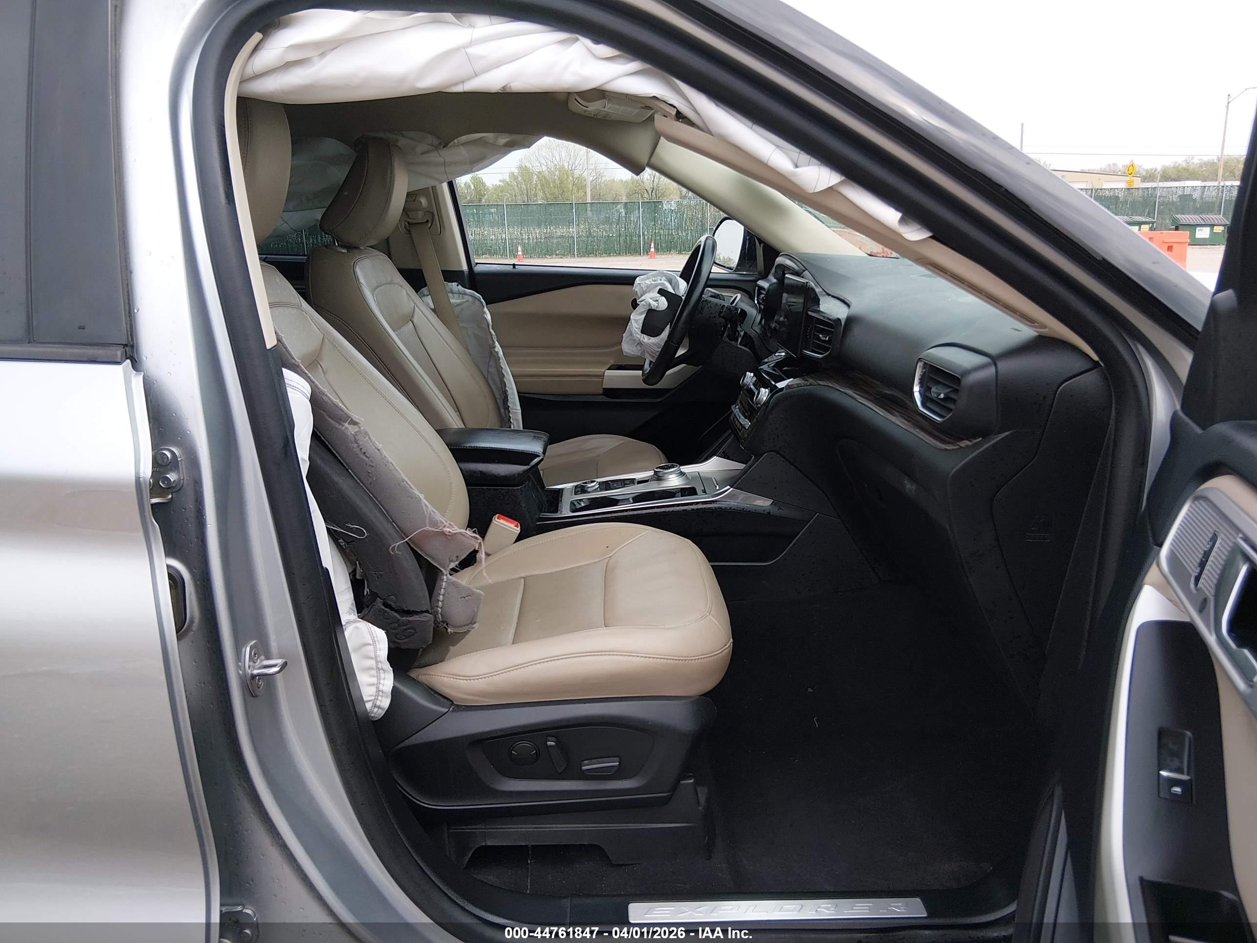 FORD EXPLORER image 5