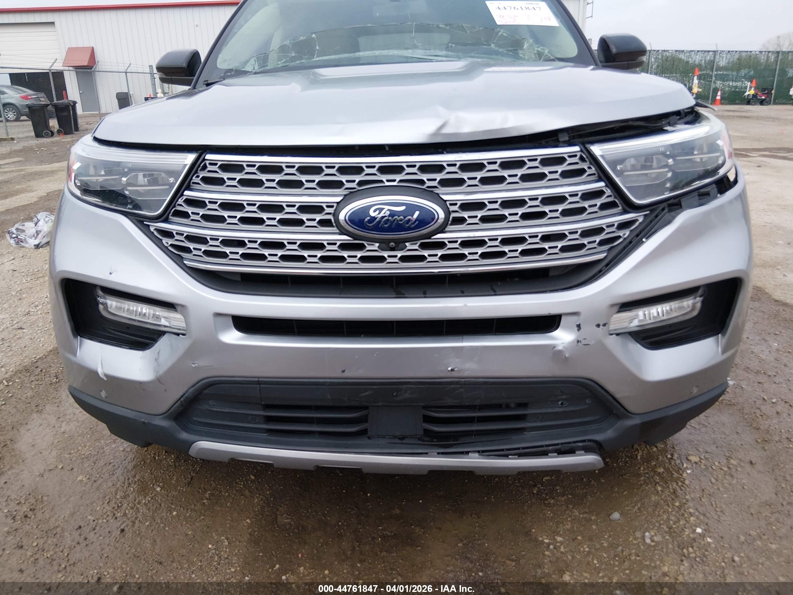 FORD EXPLORER image 6