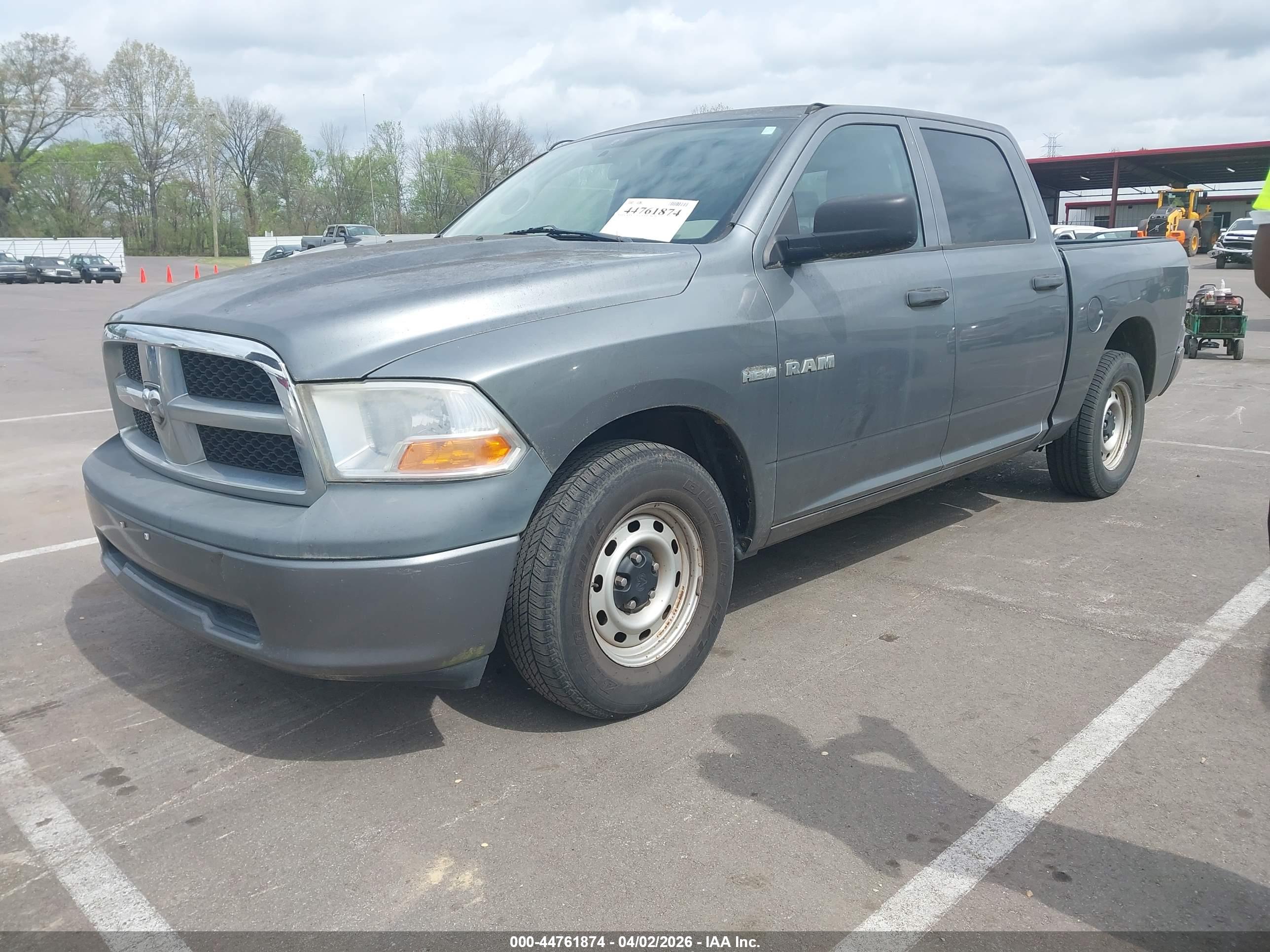 DODGE RAM image 2