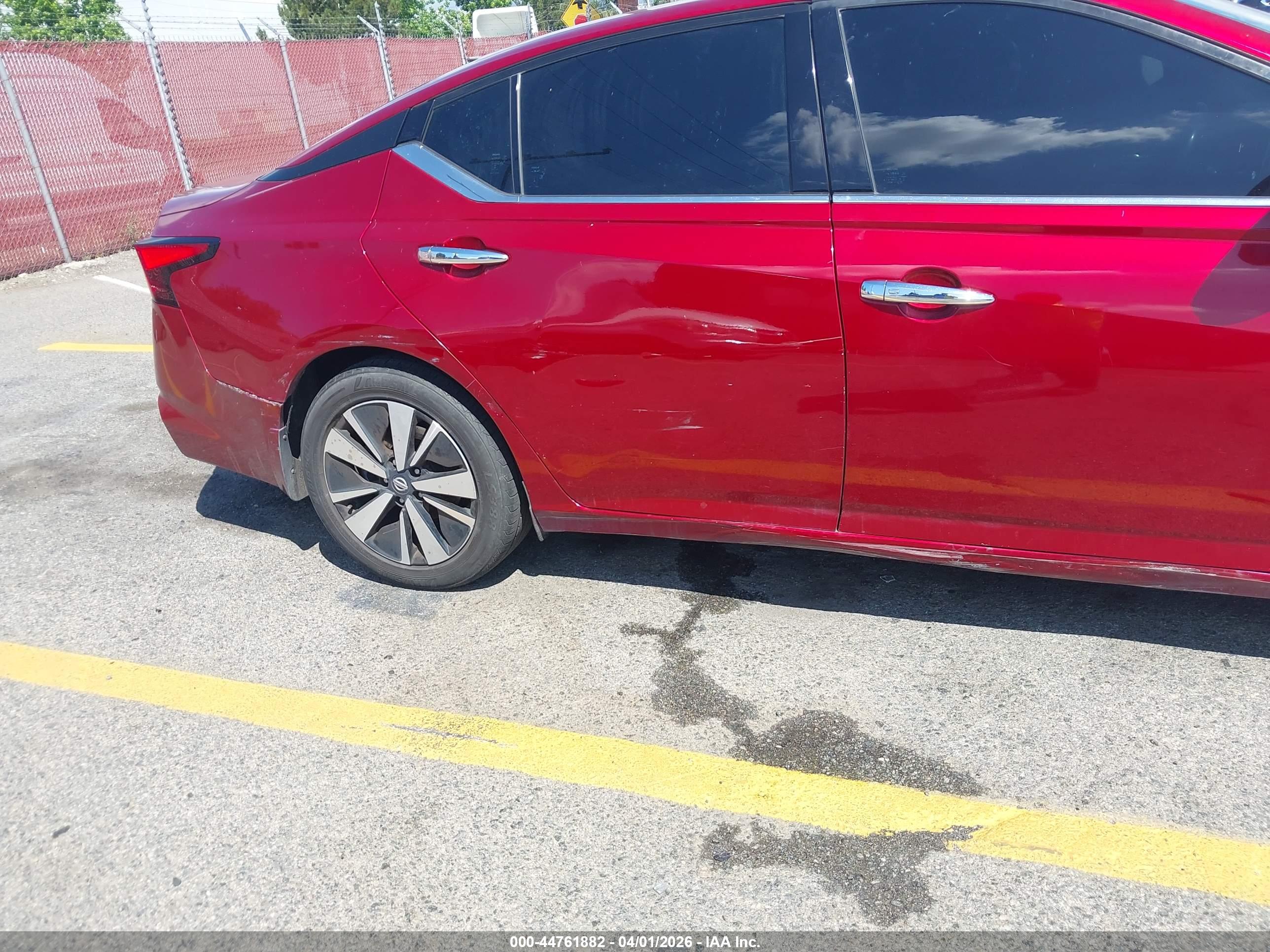 NISSAN ALTIMA image 6
