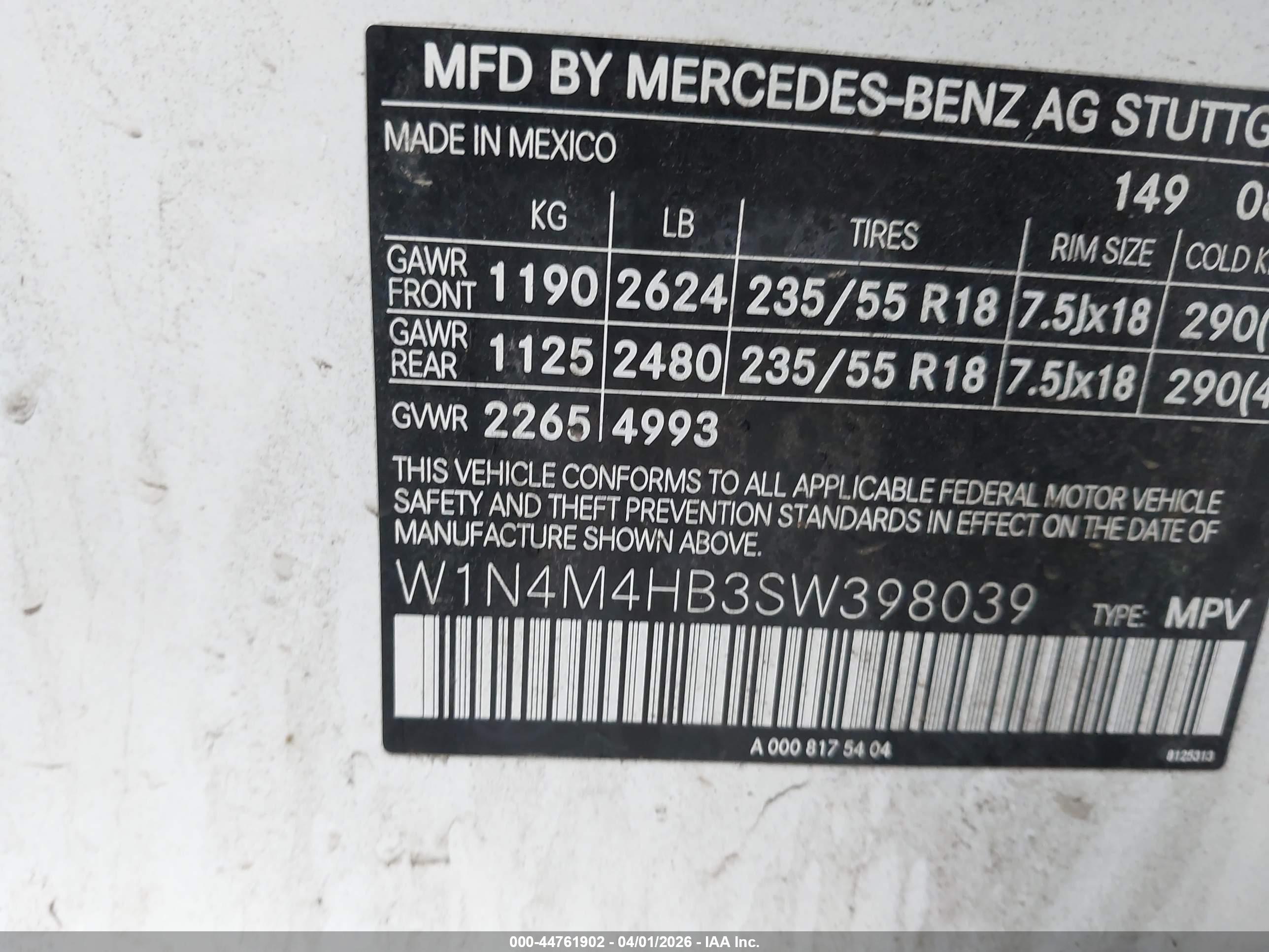 MERCEDES-BENZ GLB image 9