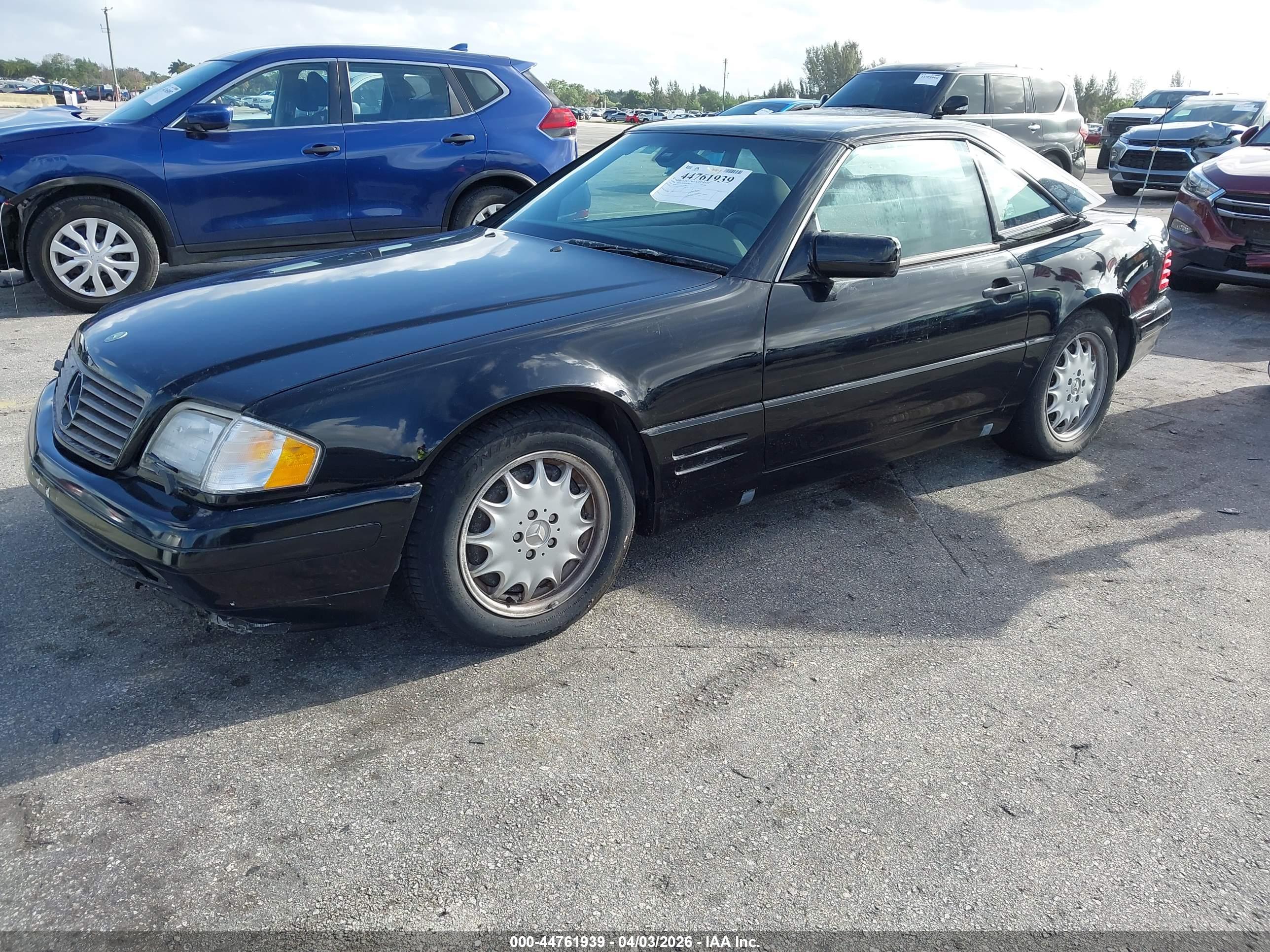 MERCEDES-BENZ SL image 2