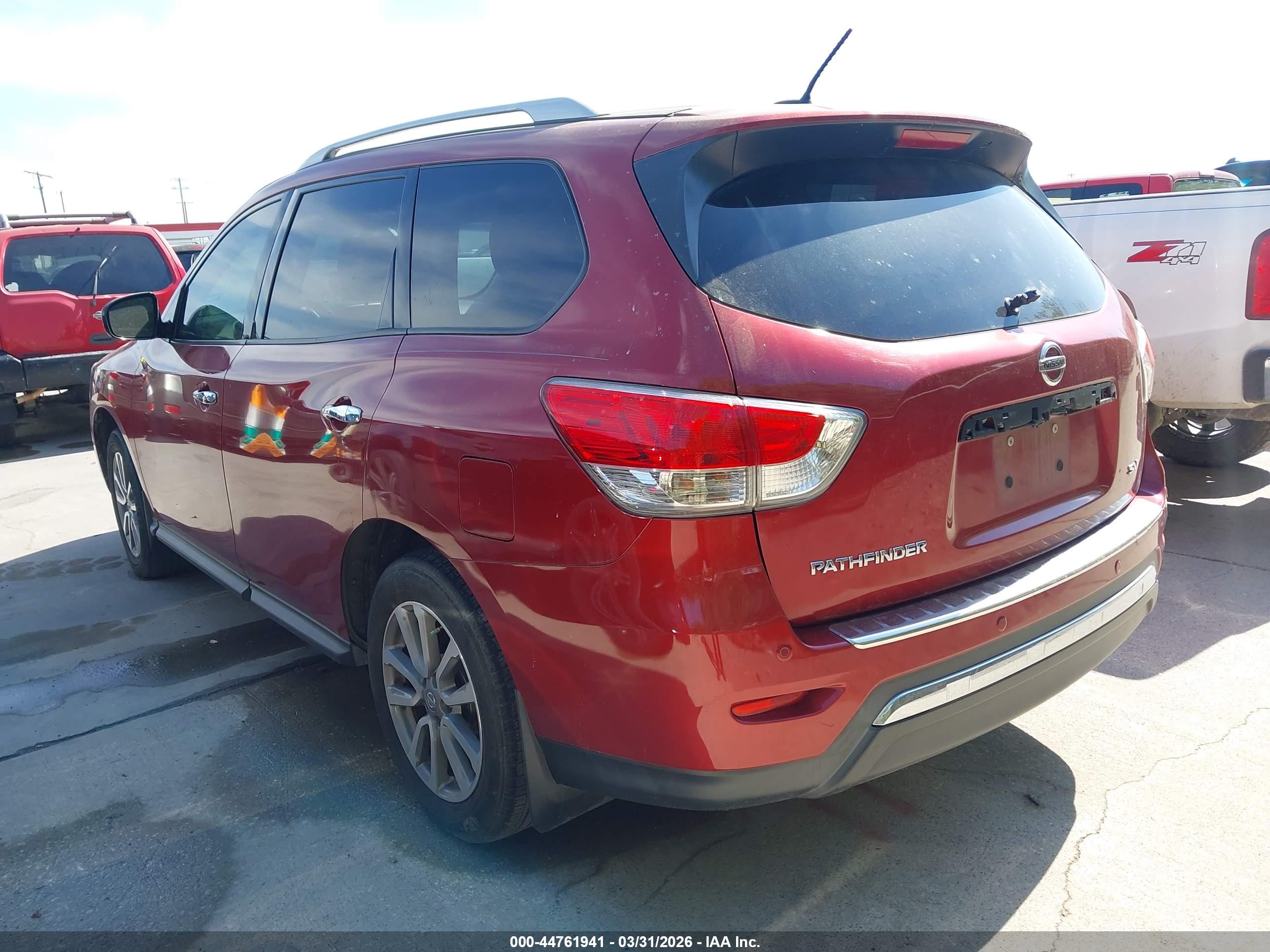 NISSAN PATHFINDER image 3