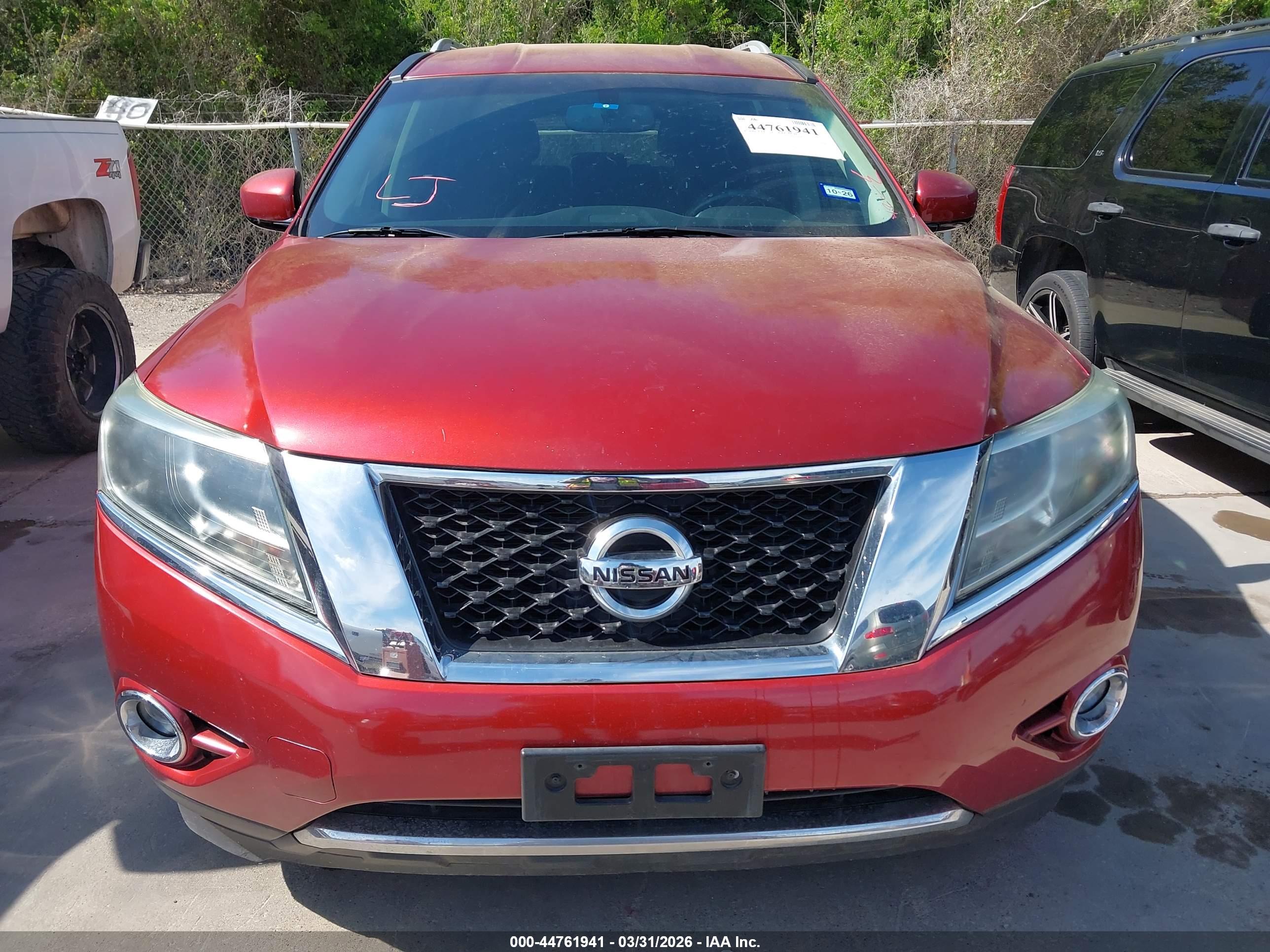 NISSAN PATHFINDER image 6