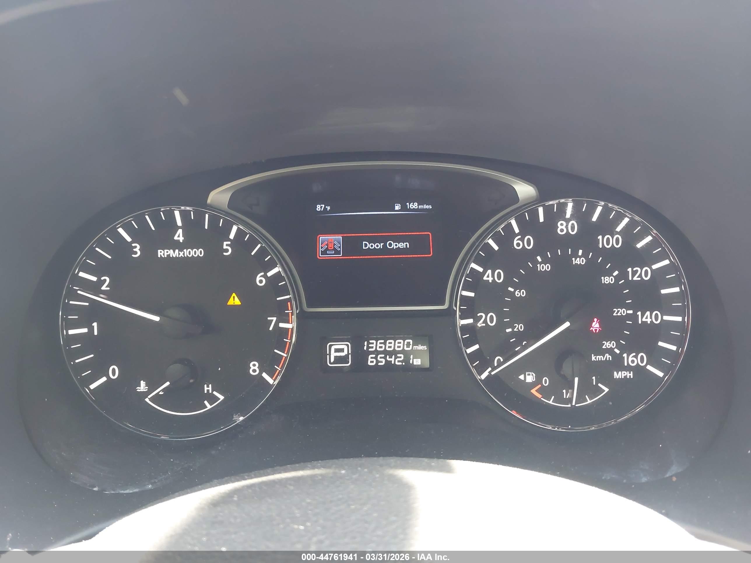 NISSAN PATHFINDER image 7