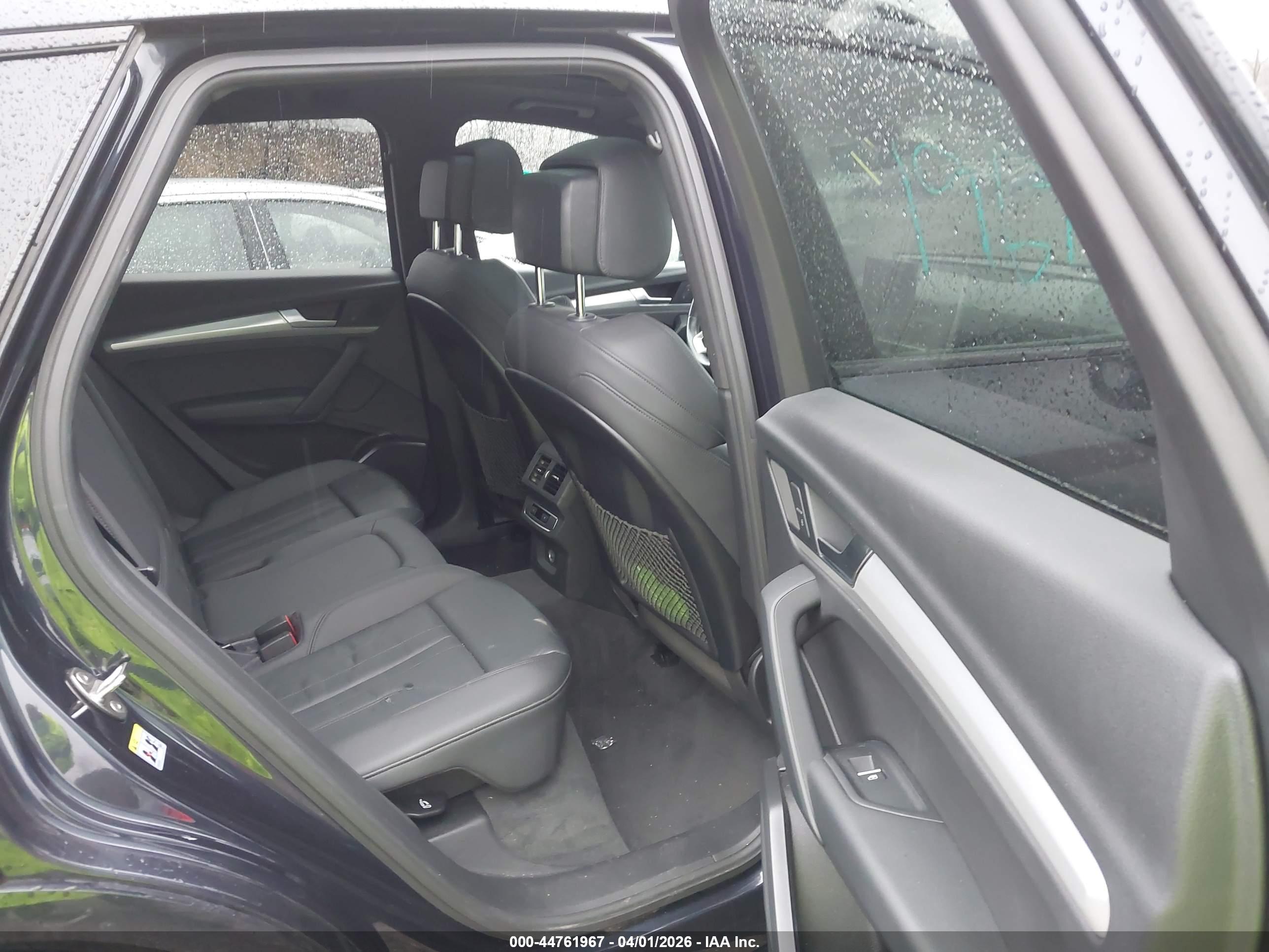 AUDI Q5 image 8