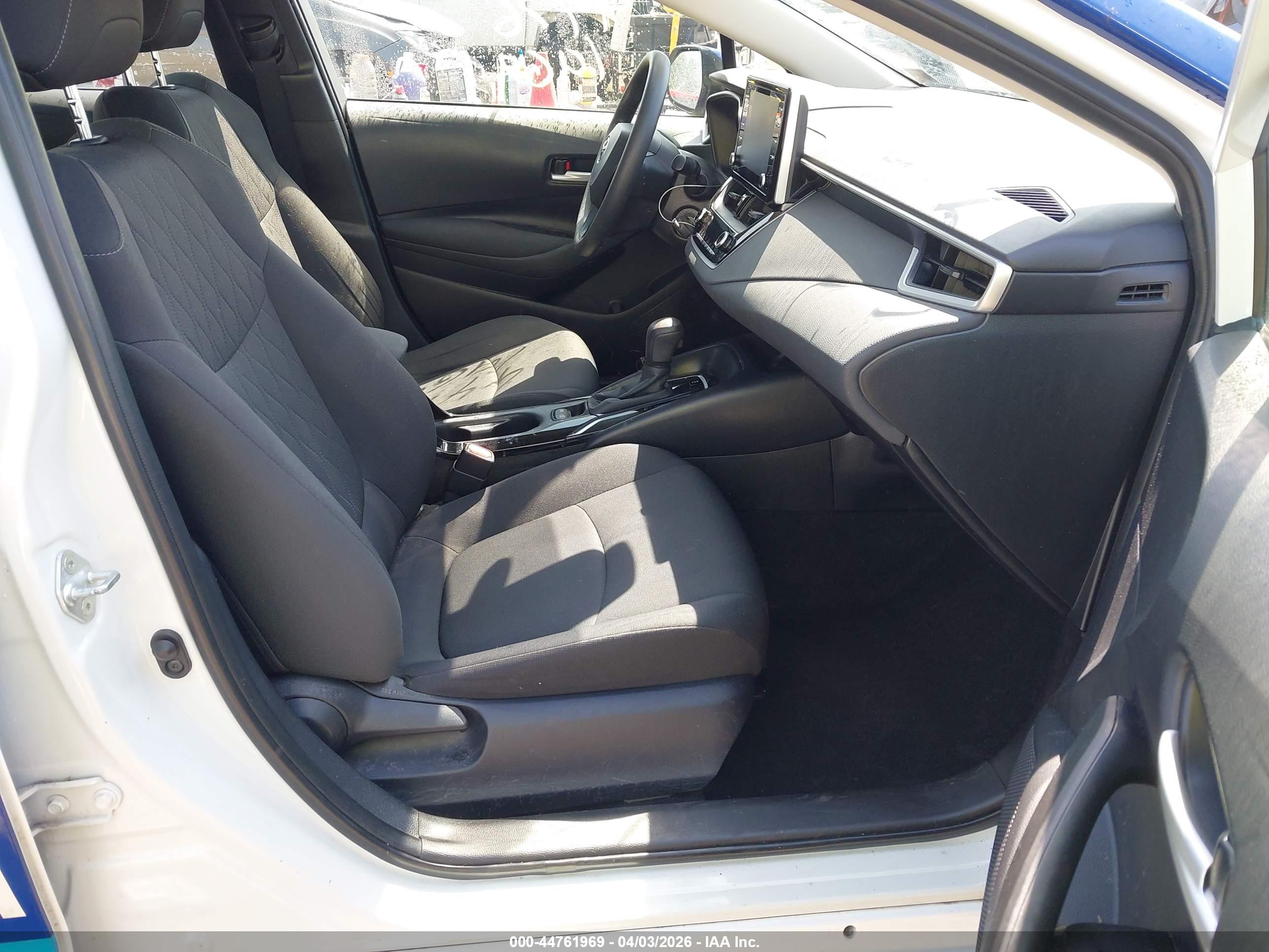 TOYOTA COROLLA image 5