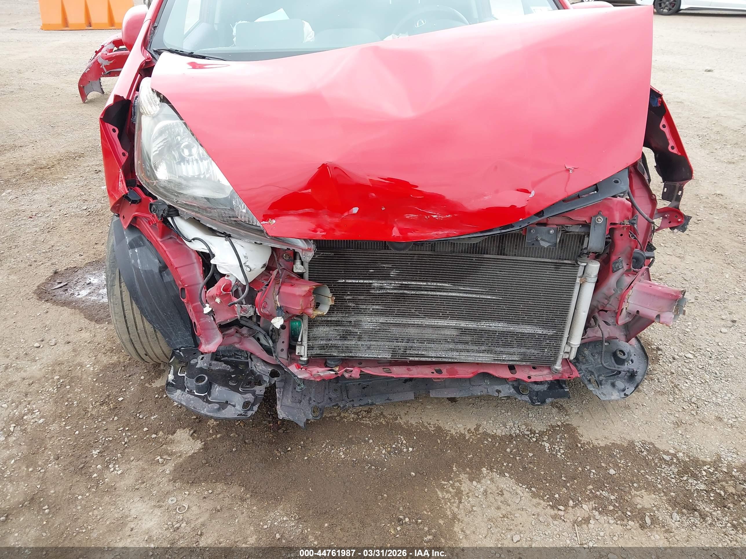 HONDA FIT image 6