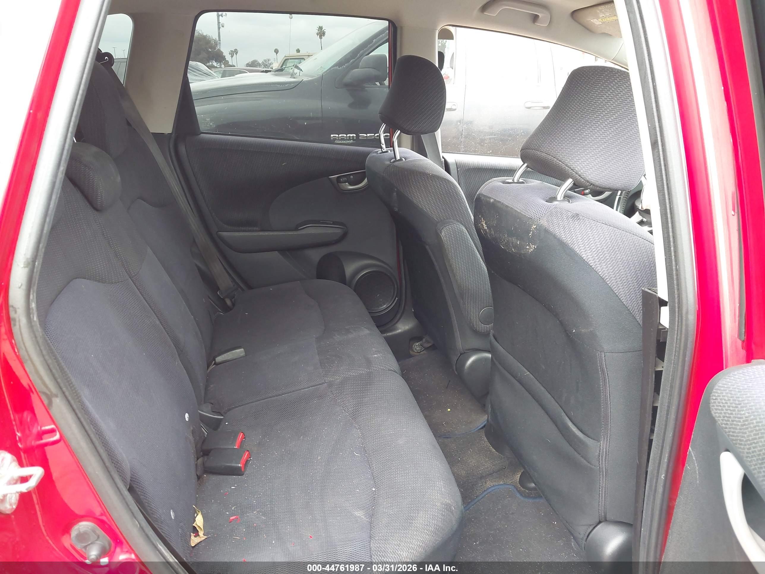 HONDA FIT image 8