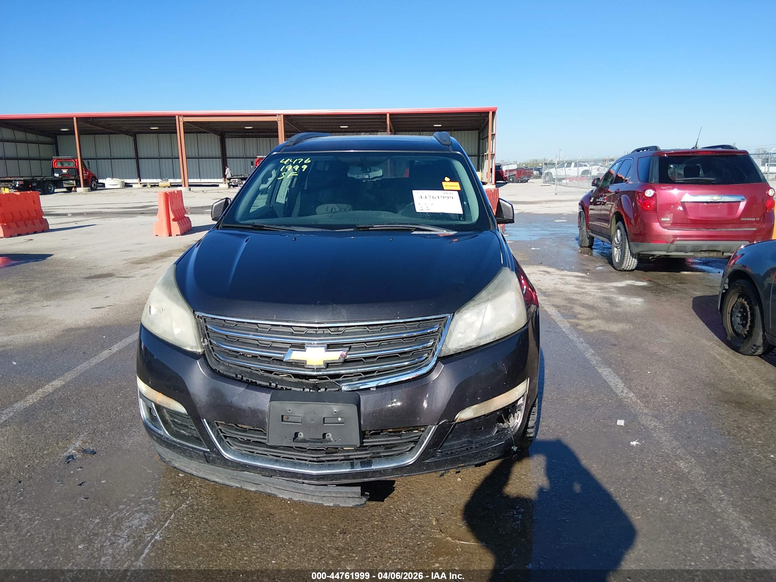 CHEVROLET TRAVERSE image 6