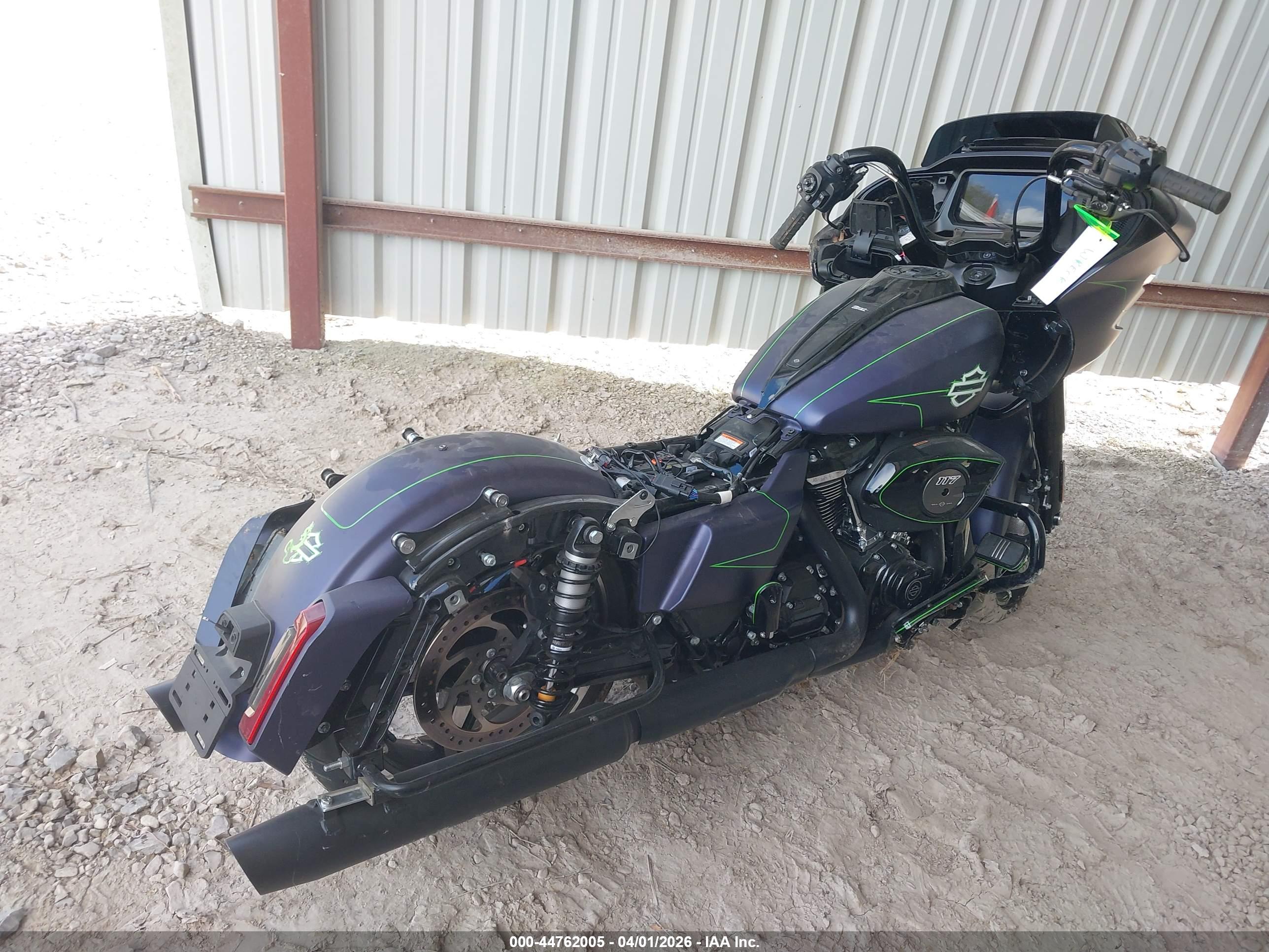 HARLEY-DAVIDSON FLTRX image 4