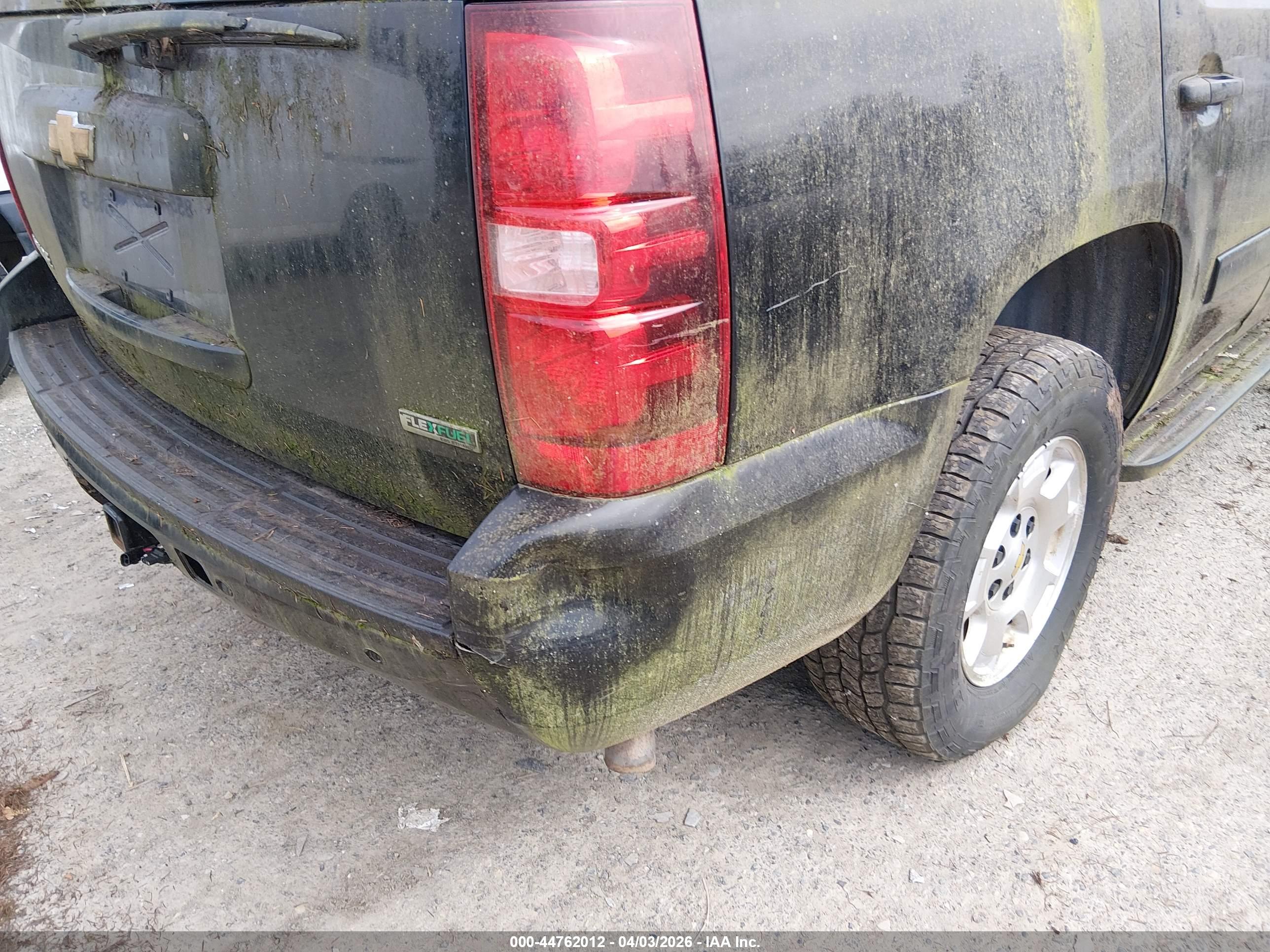 CHEVROLET TAHOE image 6