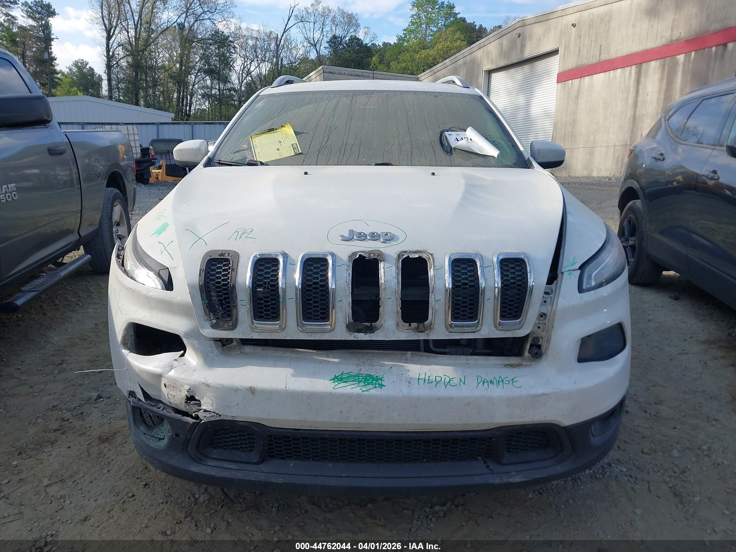 JEEP CHEROKEE image 6