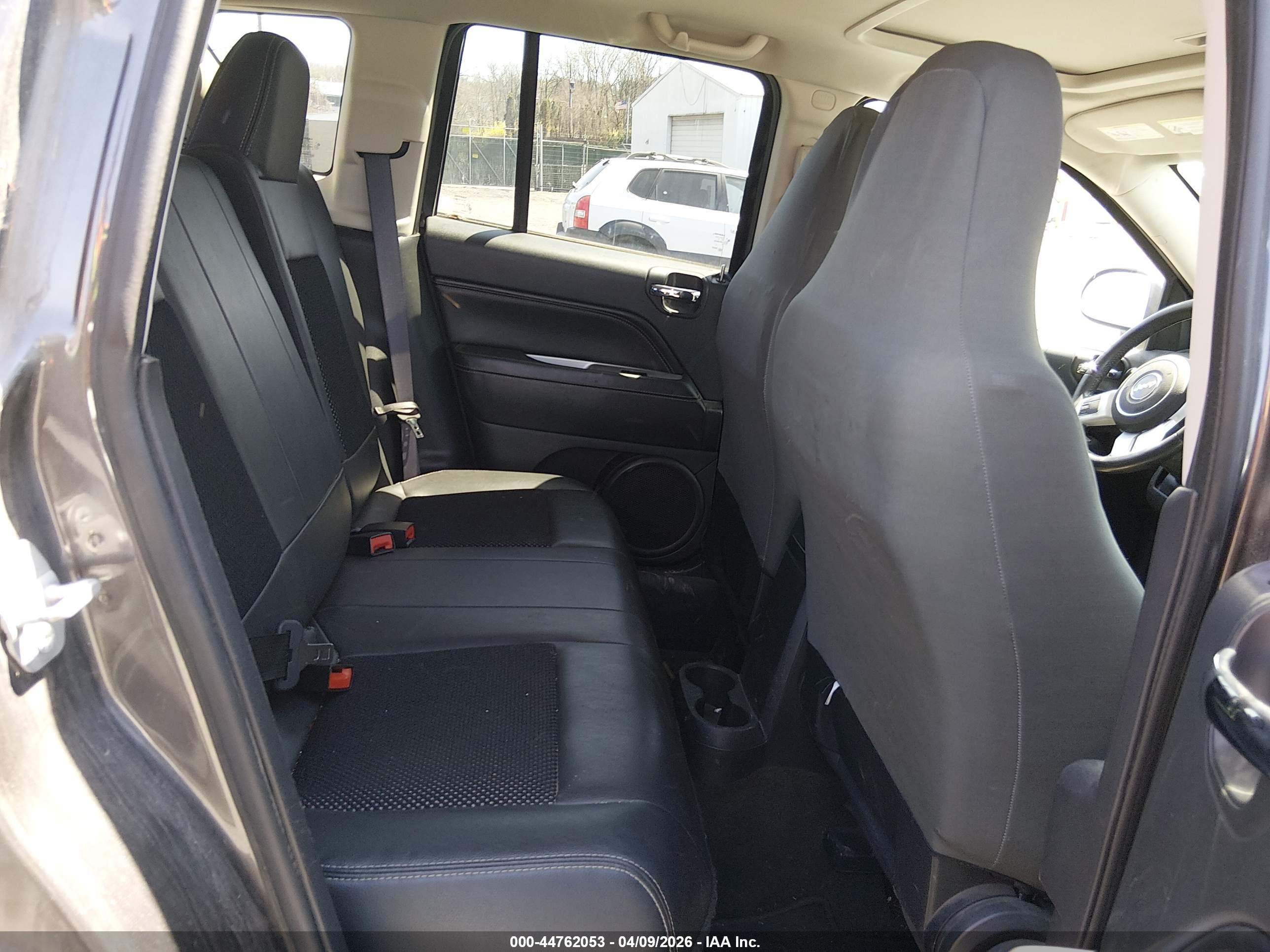 JEEP COMPASS image 8