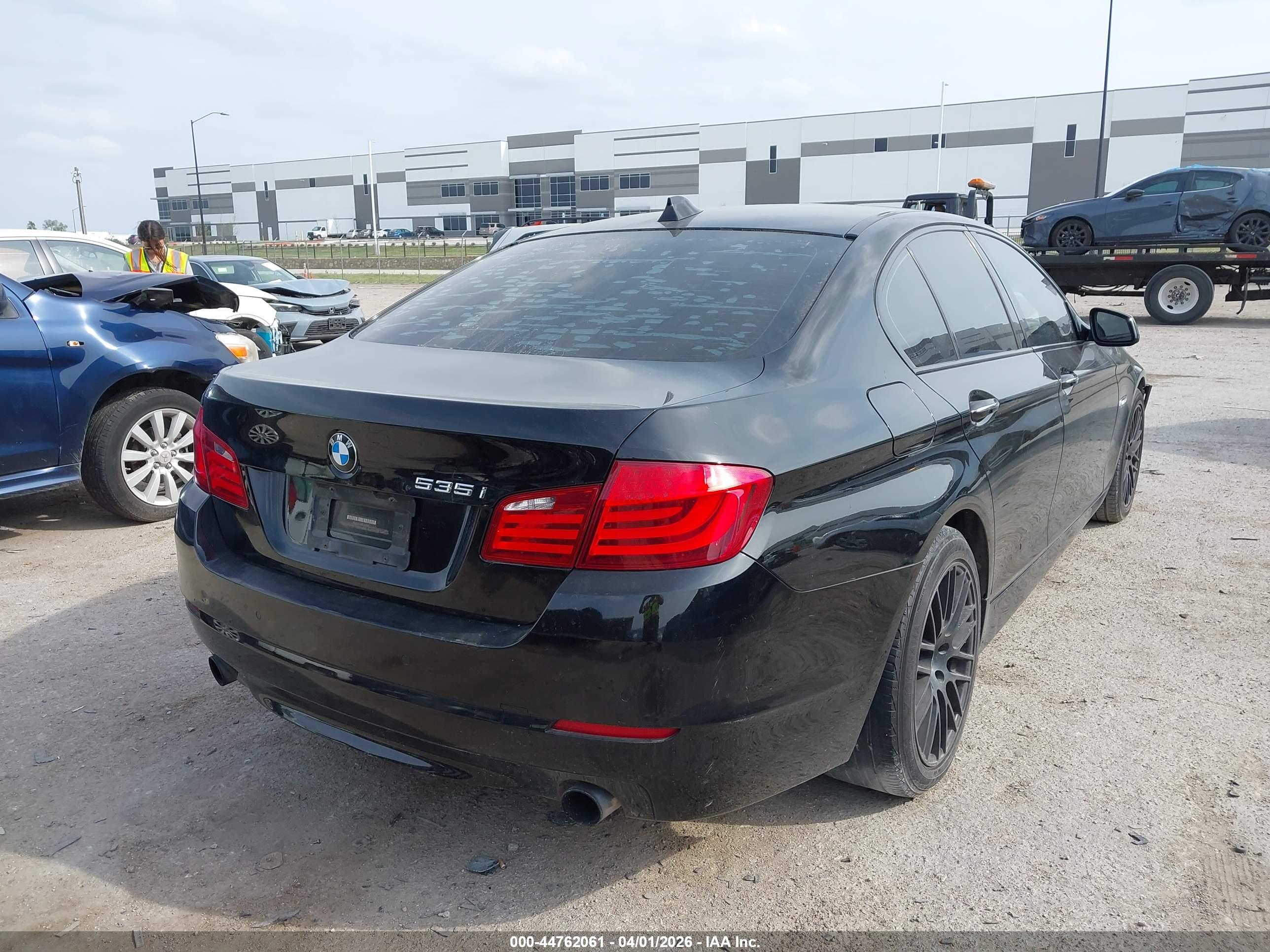 BMW 535I image 4