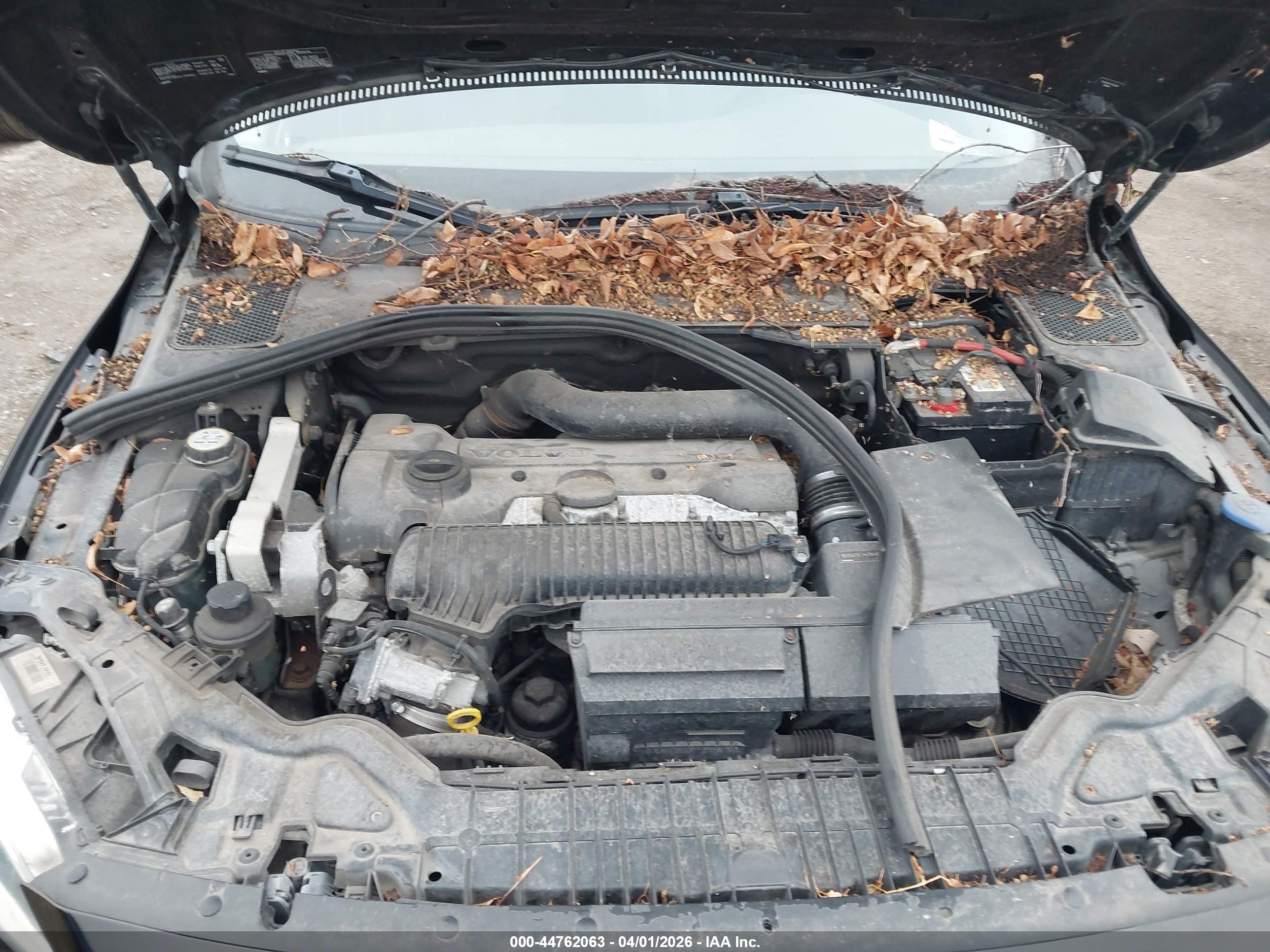 VOLVO V60 image 10