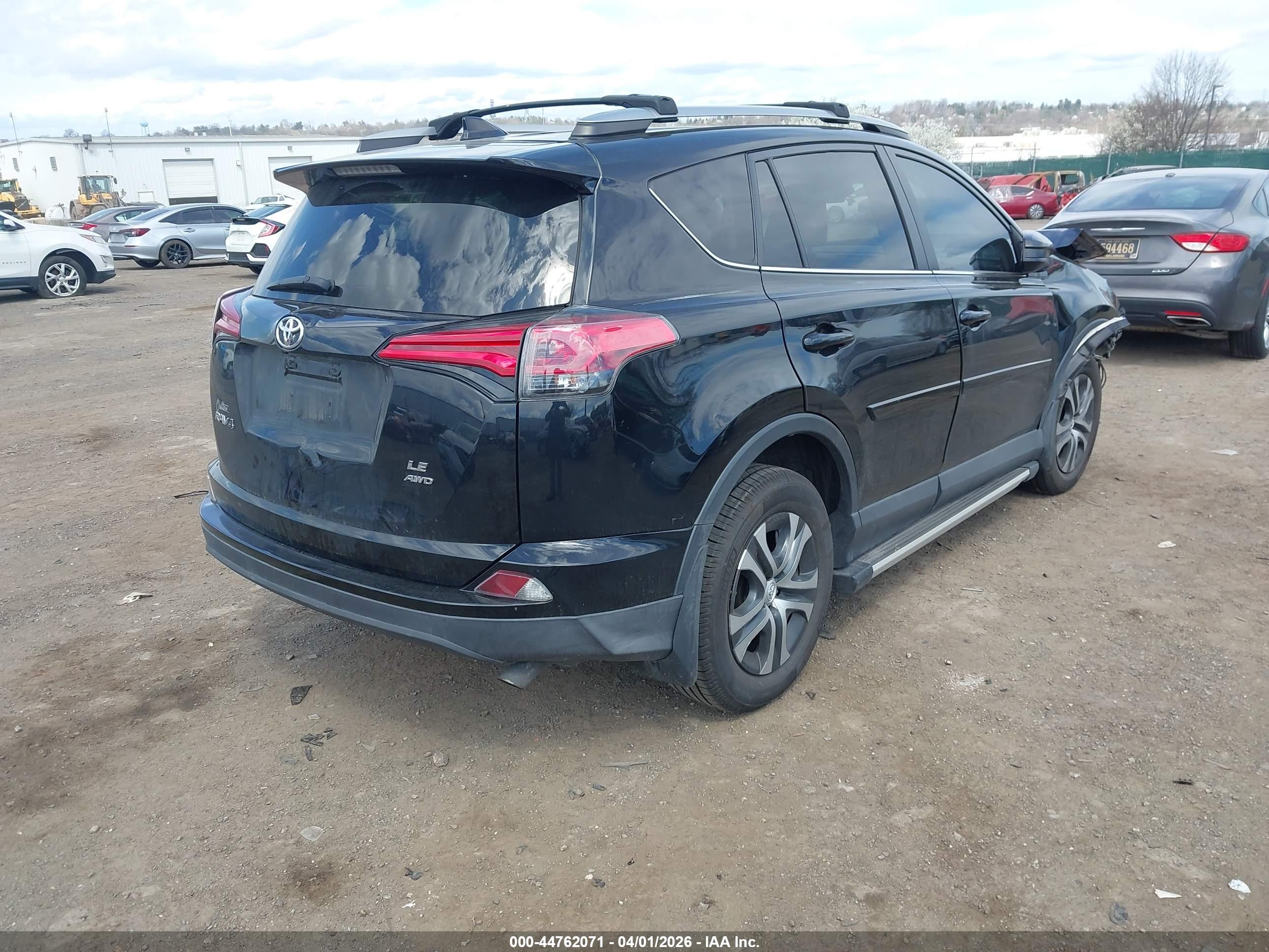 TOYOTA RAV4 image 4