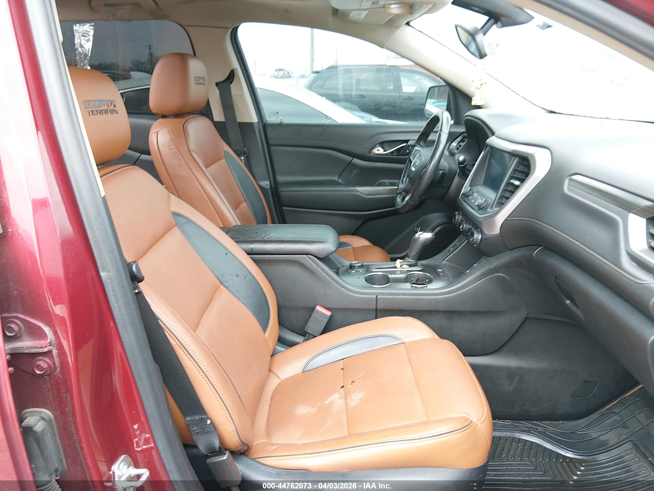 GMC ACADIA image 5