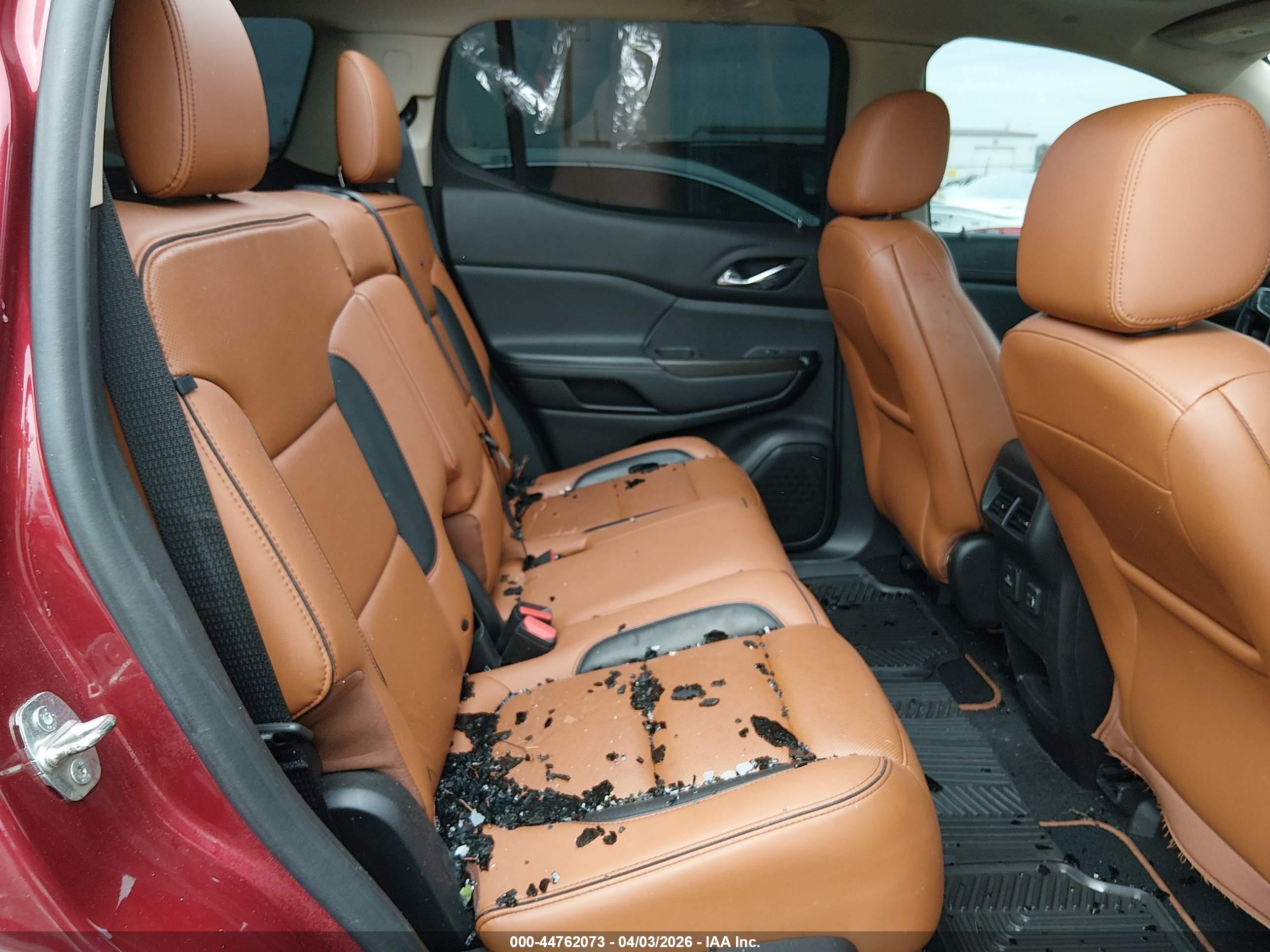 GMC ACADIA image 8