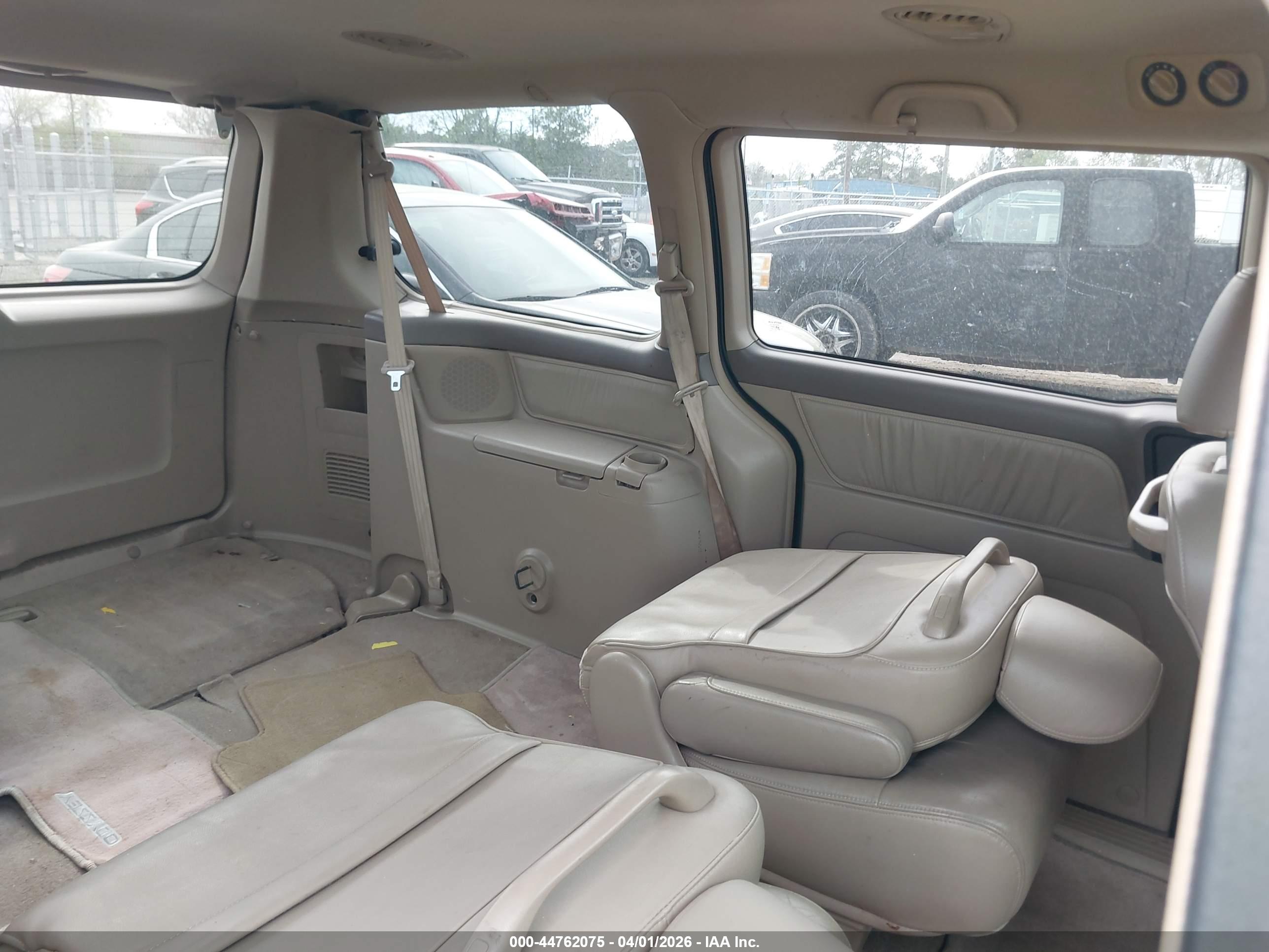 HONDA ODYSSEY image 8