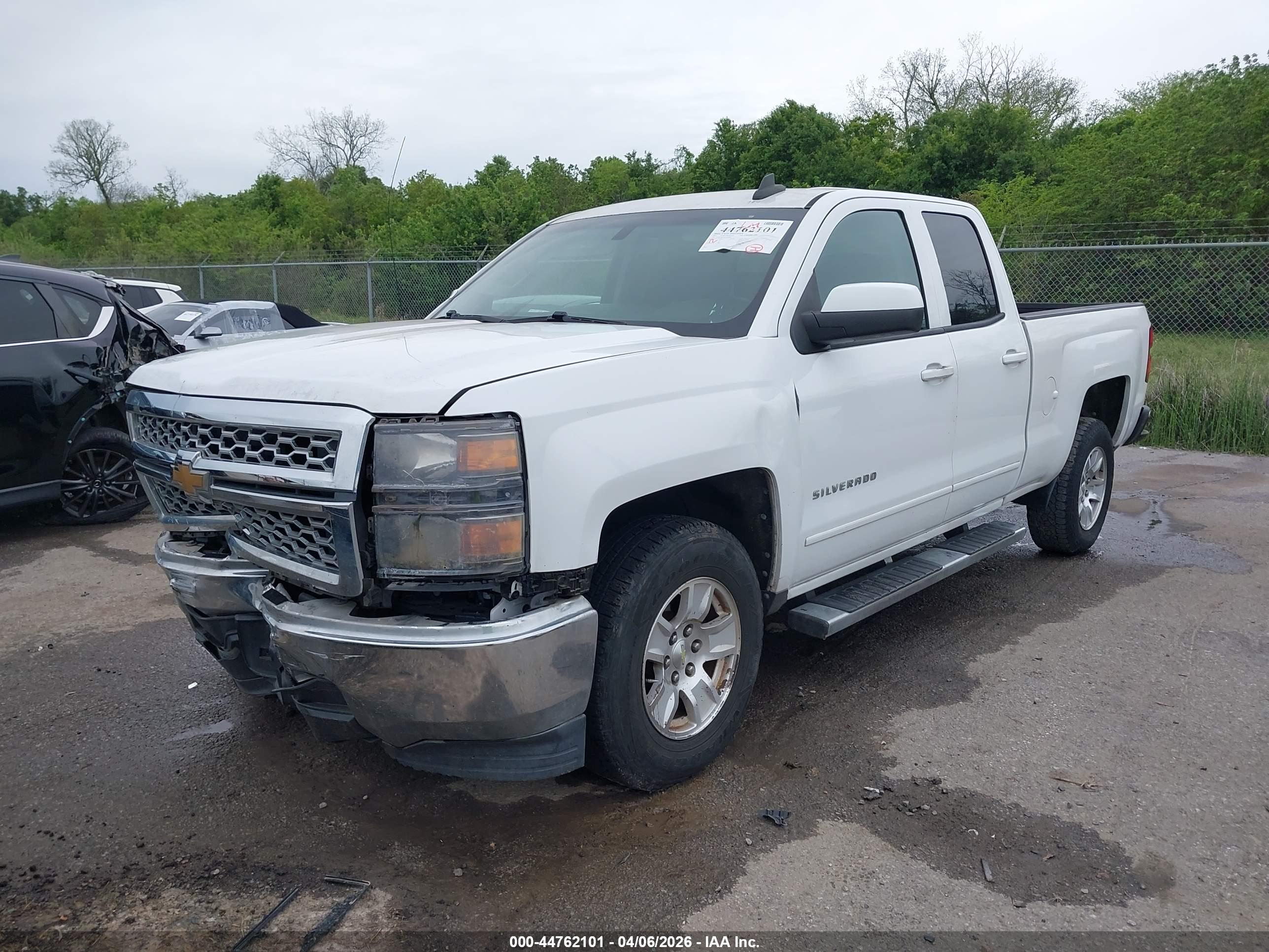 CHEVROLET SILVERADO image 2