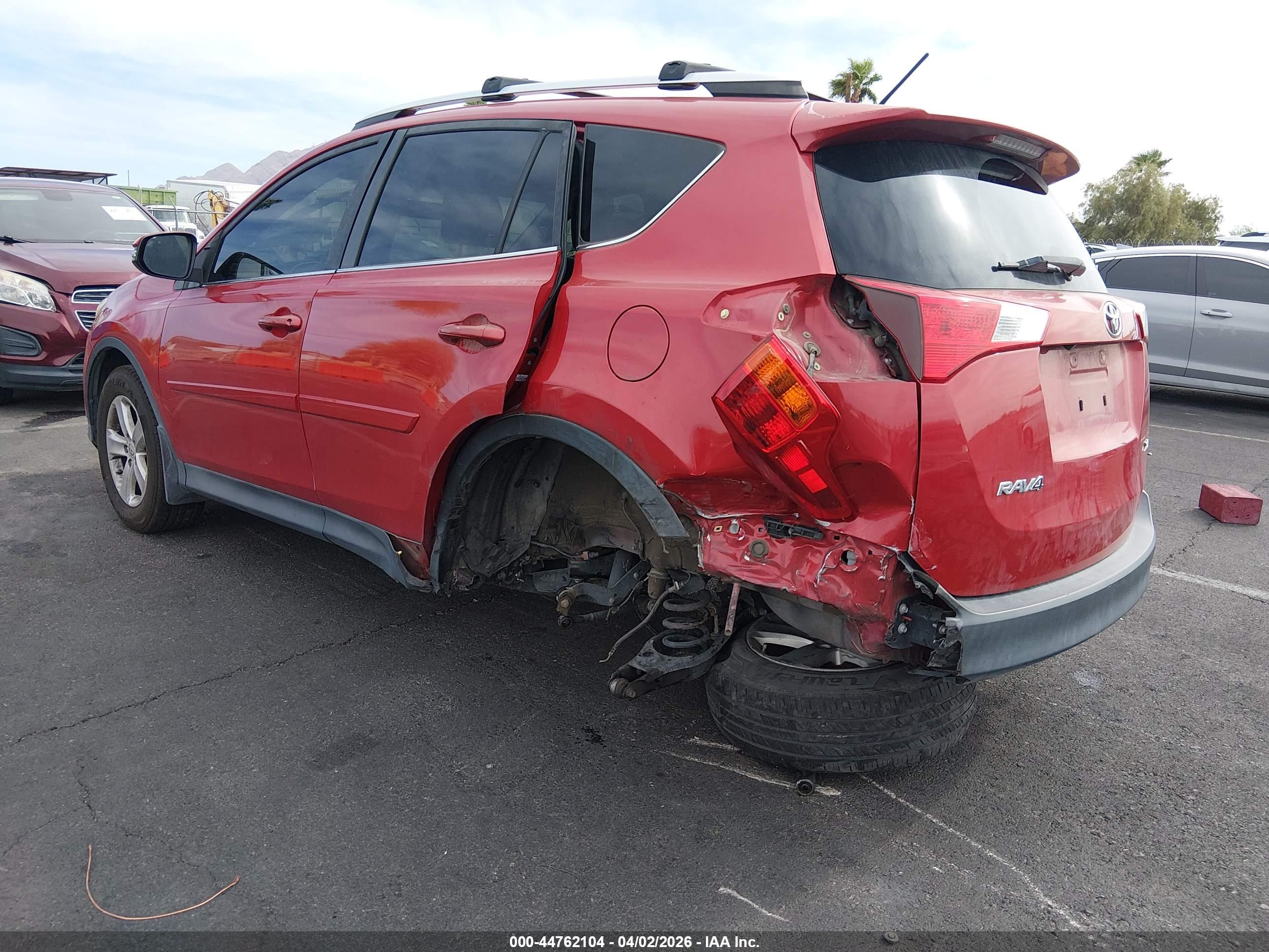 TOYOTA RAV4 image 3