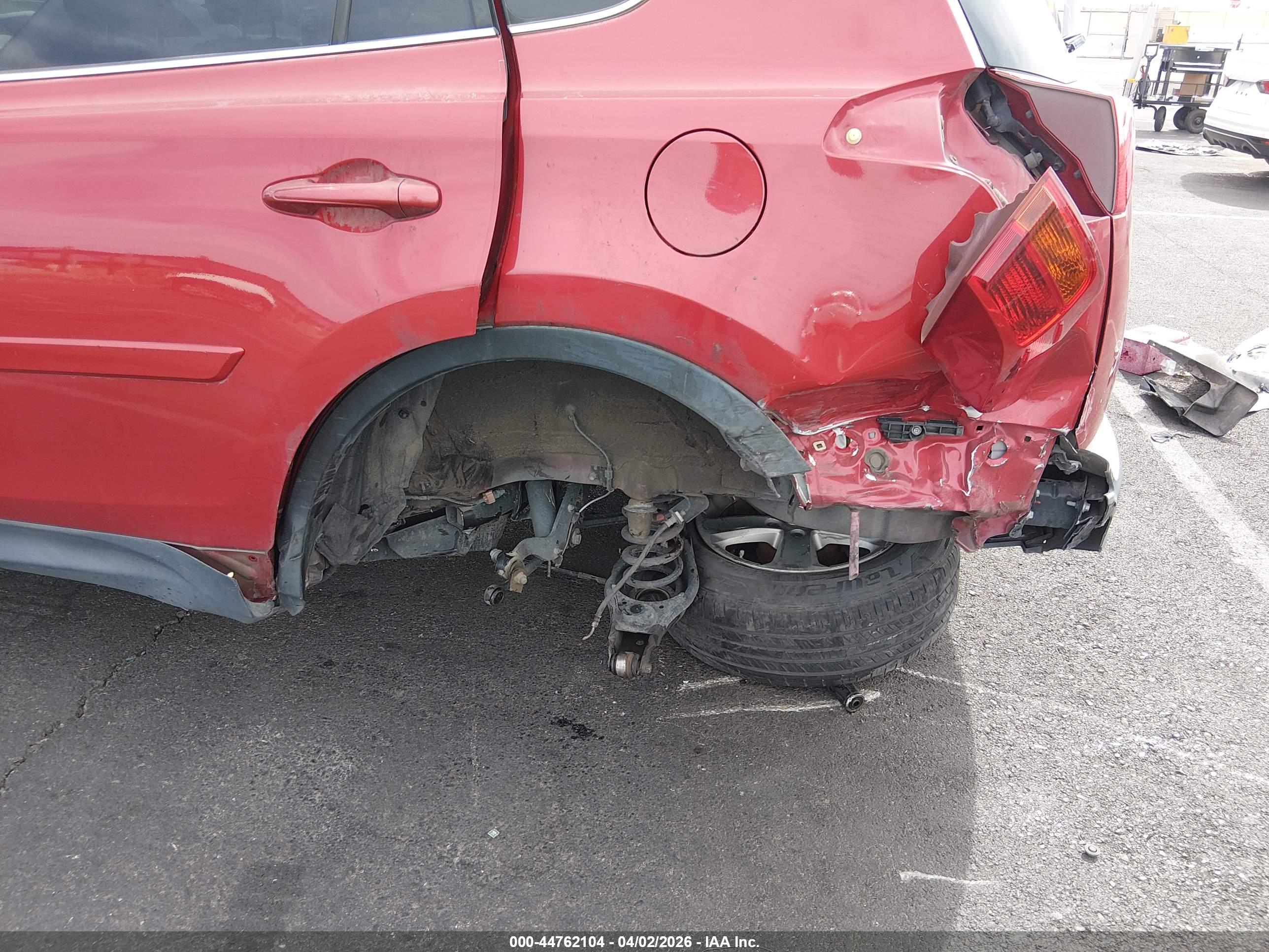 TOYOTA RAV4 image 6